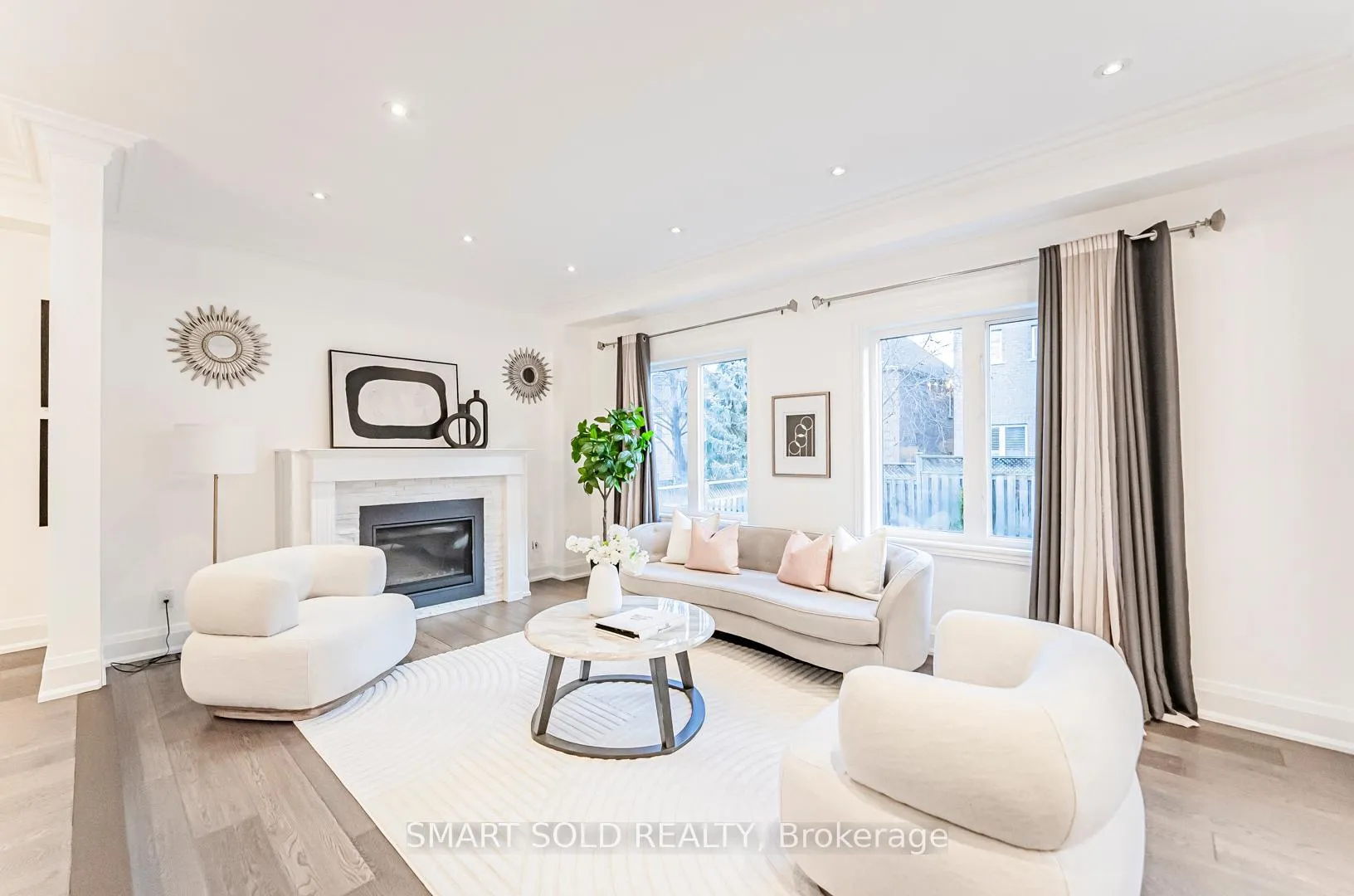 Photo 9 of 193 Autumn Hill Boulevard, Vaughan, Patterson — HOMEH