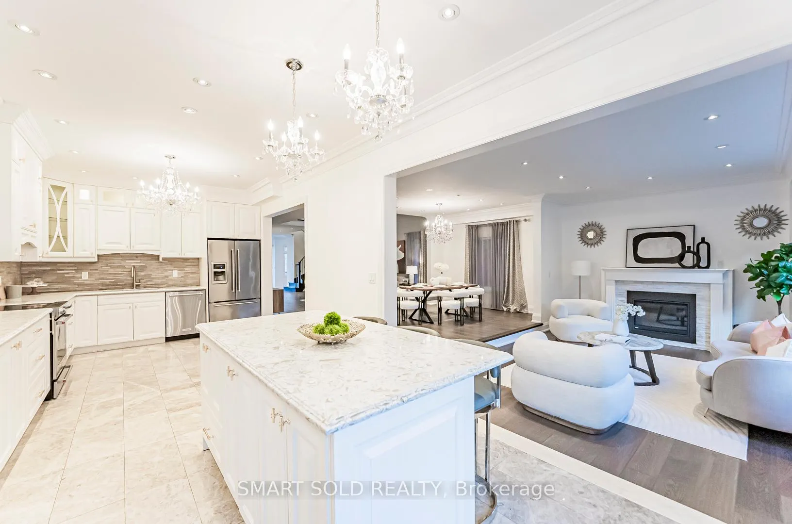 Photo 18 of 193 Autumn Hill Boulevard, Vaughan, Patterson — HOMEH