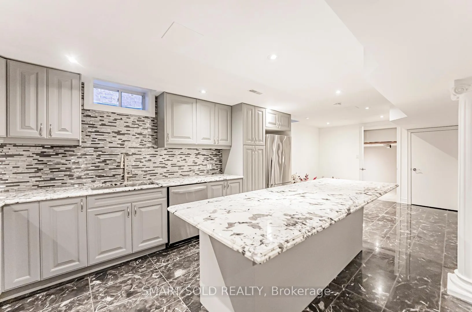 Photo 35 of 193 Autumn Hill Boulevard, Vaughan, Patterson — HOMEH