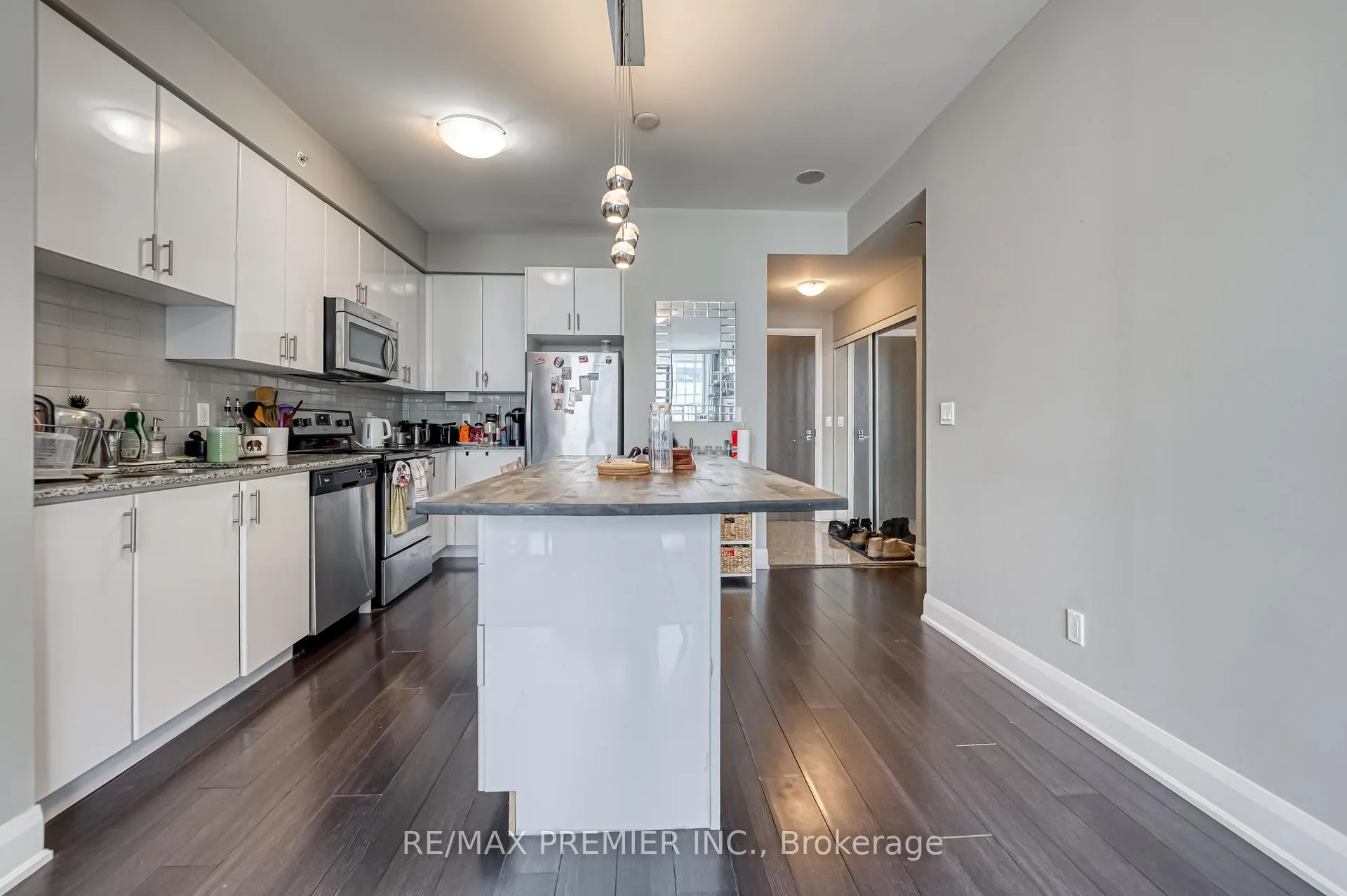 Photo 13 of Unit 3304, 2900 Highway 7, Vaughan, Concord — HOMEH