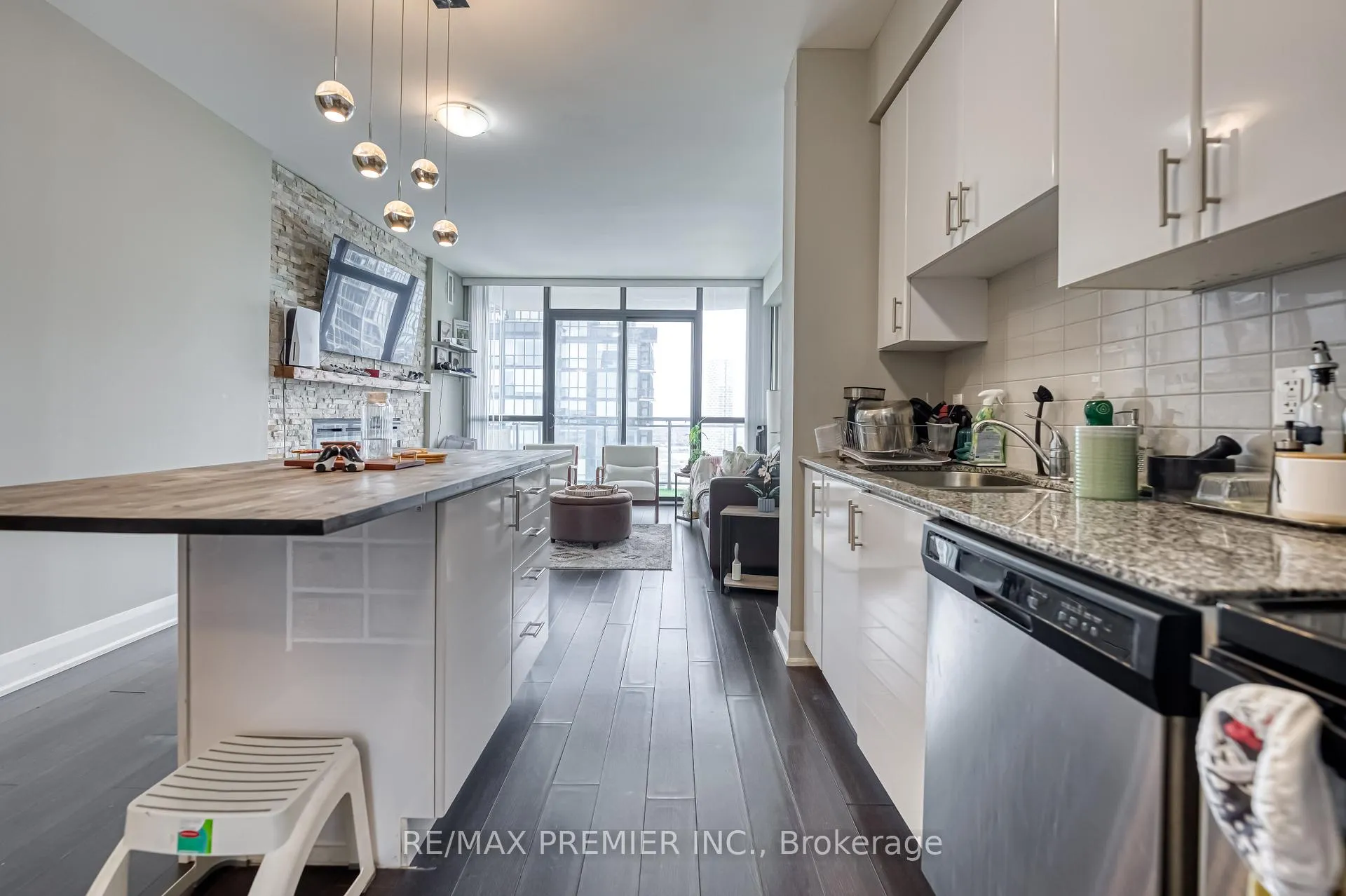 Photo 15 of Unit 3304, 2900 Highway 7, Vaughan, Concord — HOMEH