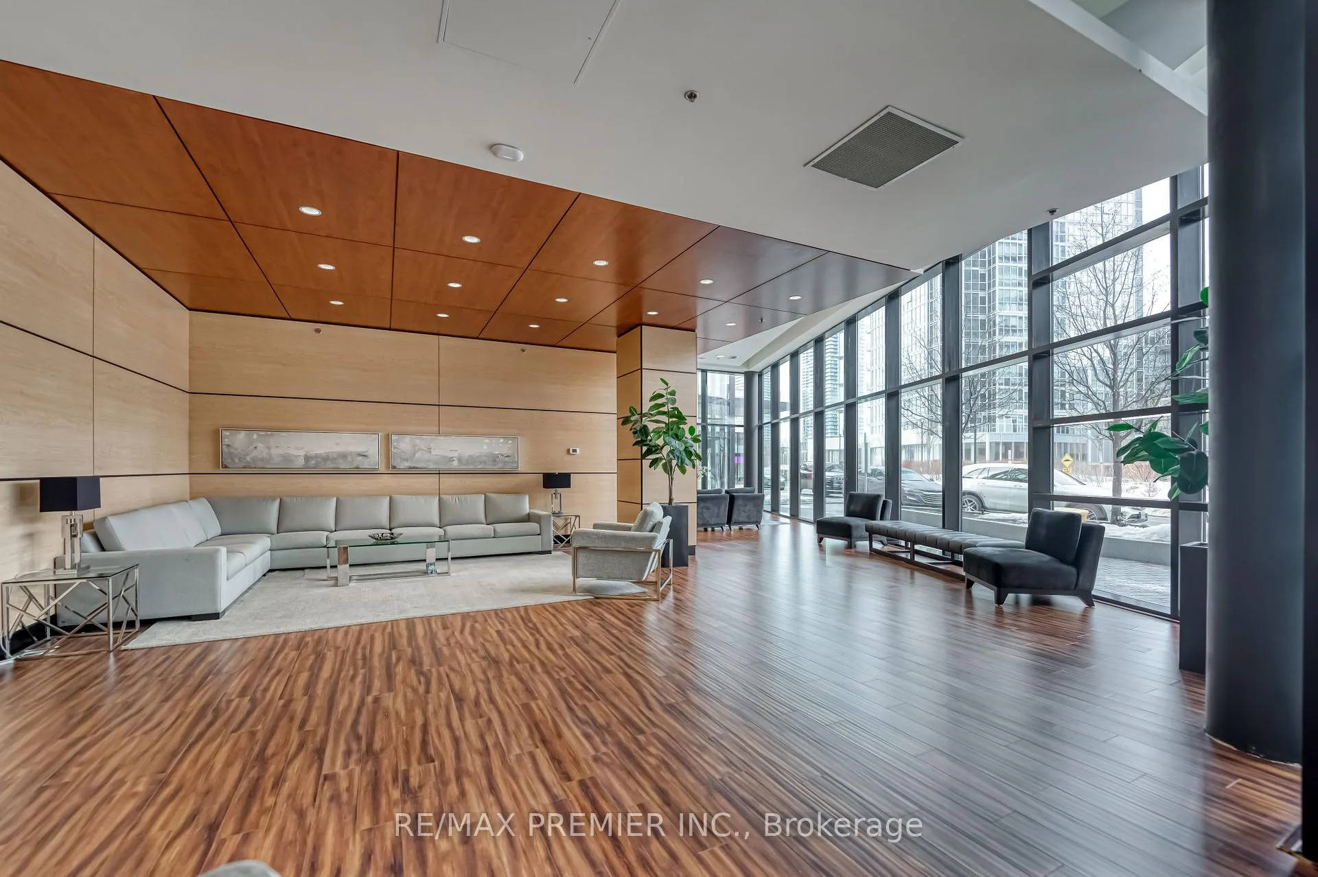 Photo 26 of Unit 3304, 2900 Highway 7, Vaughan, Concord — HOMEH
