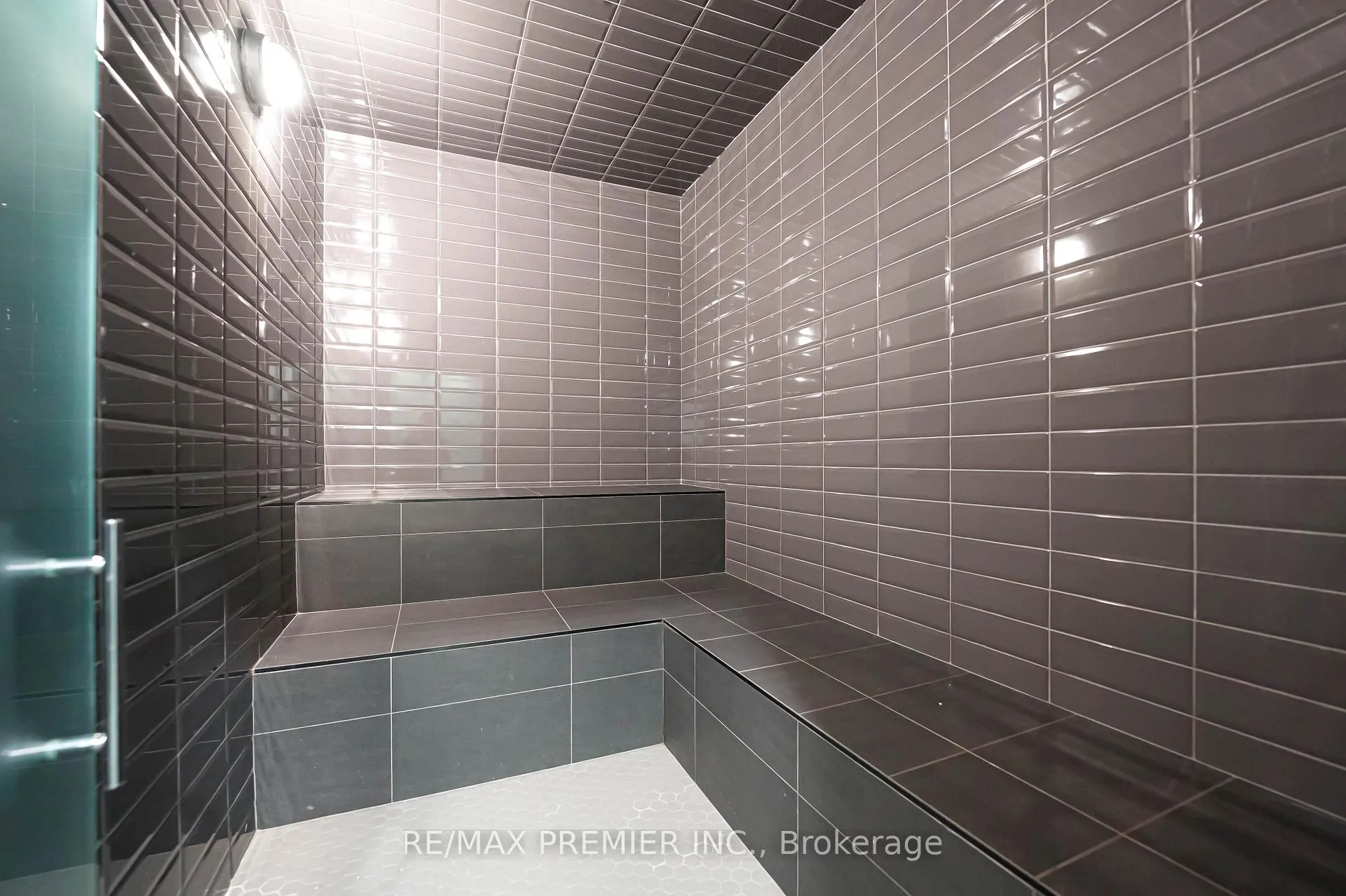 Photo 30 of Unit 3304, 2900 Highway 7, Vaughan, Concord — HOMEH
