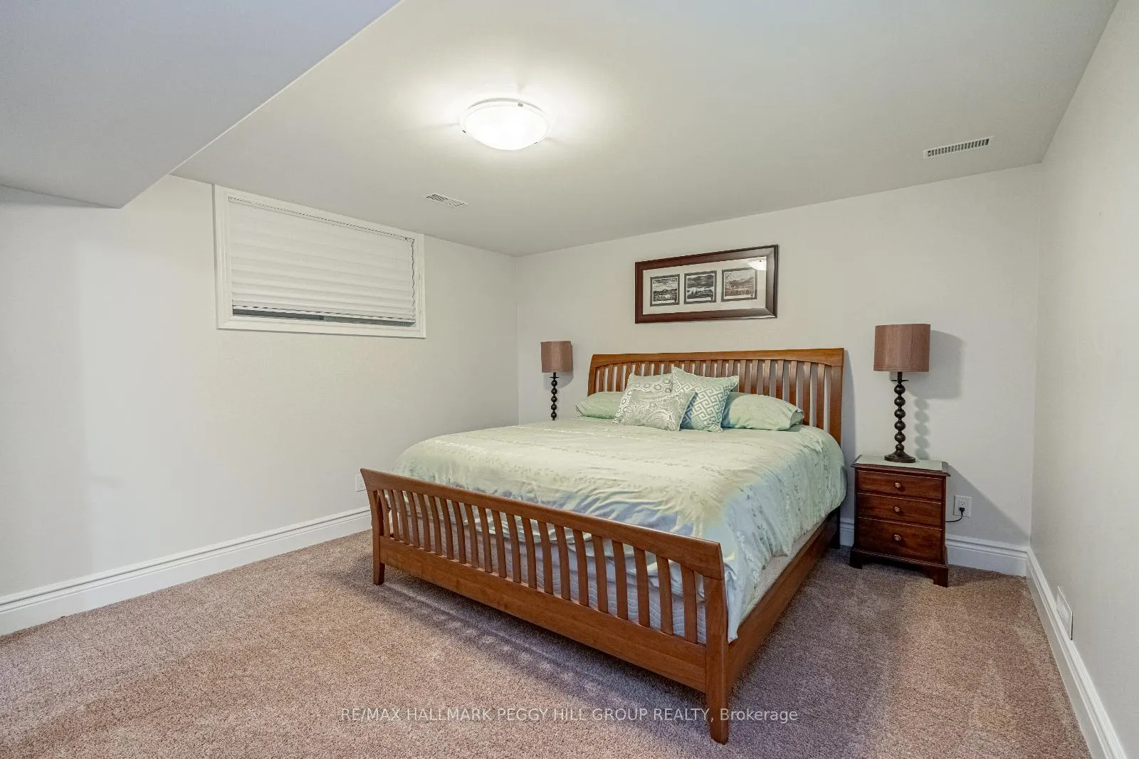 Photo 23 of 2 Sumach Court, Wasaga Beach — HOMEH