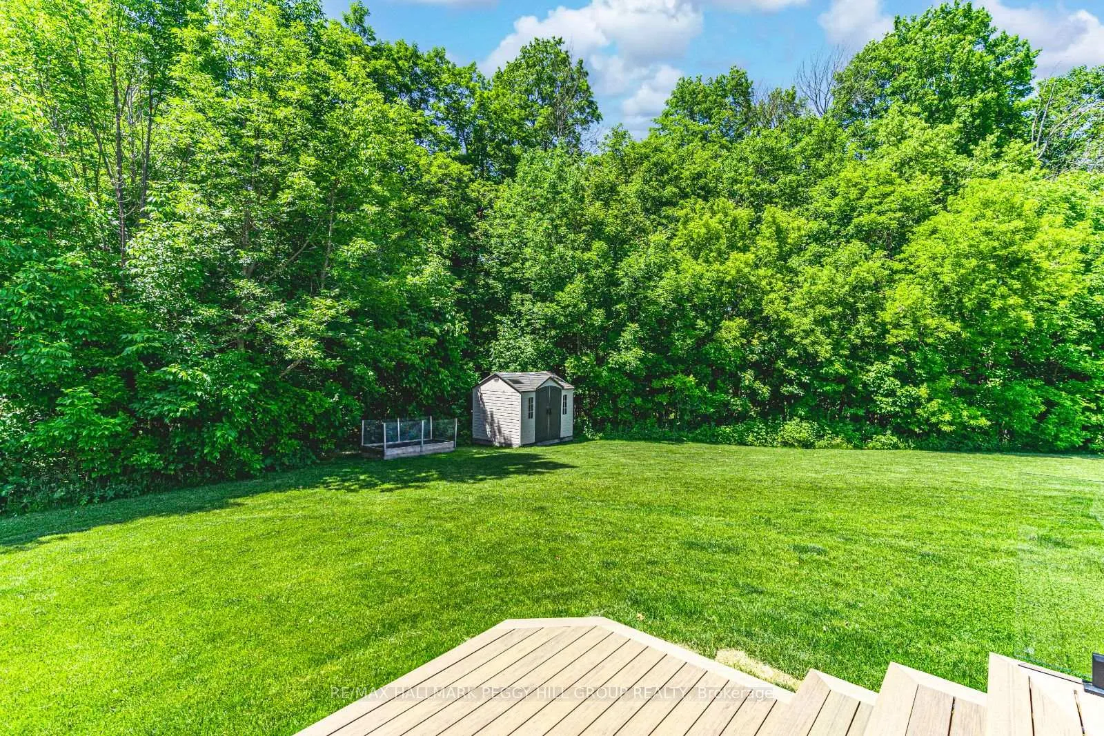 Photo 34 of 2 Sumach Court, Wasaga Beach — HOMEH
