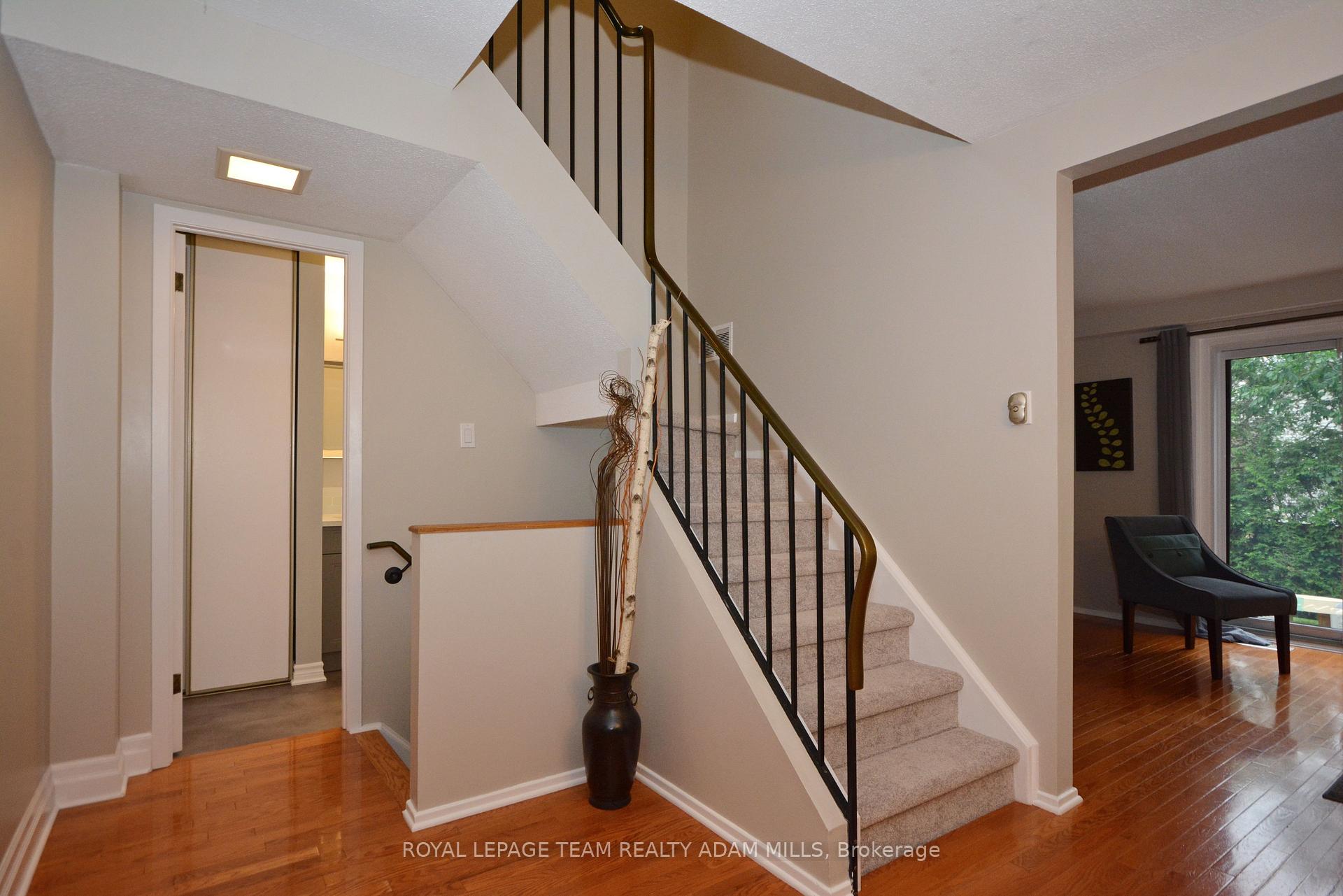 Photo 25 of 12 Aldgate Crescent, Ottawa, Barrhaven - Pheasant Run — HOMEH