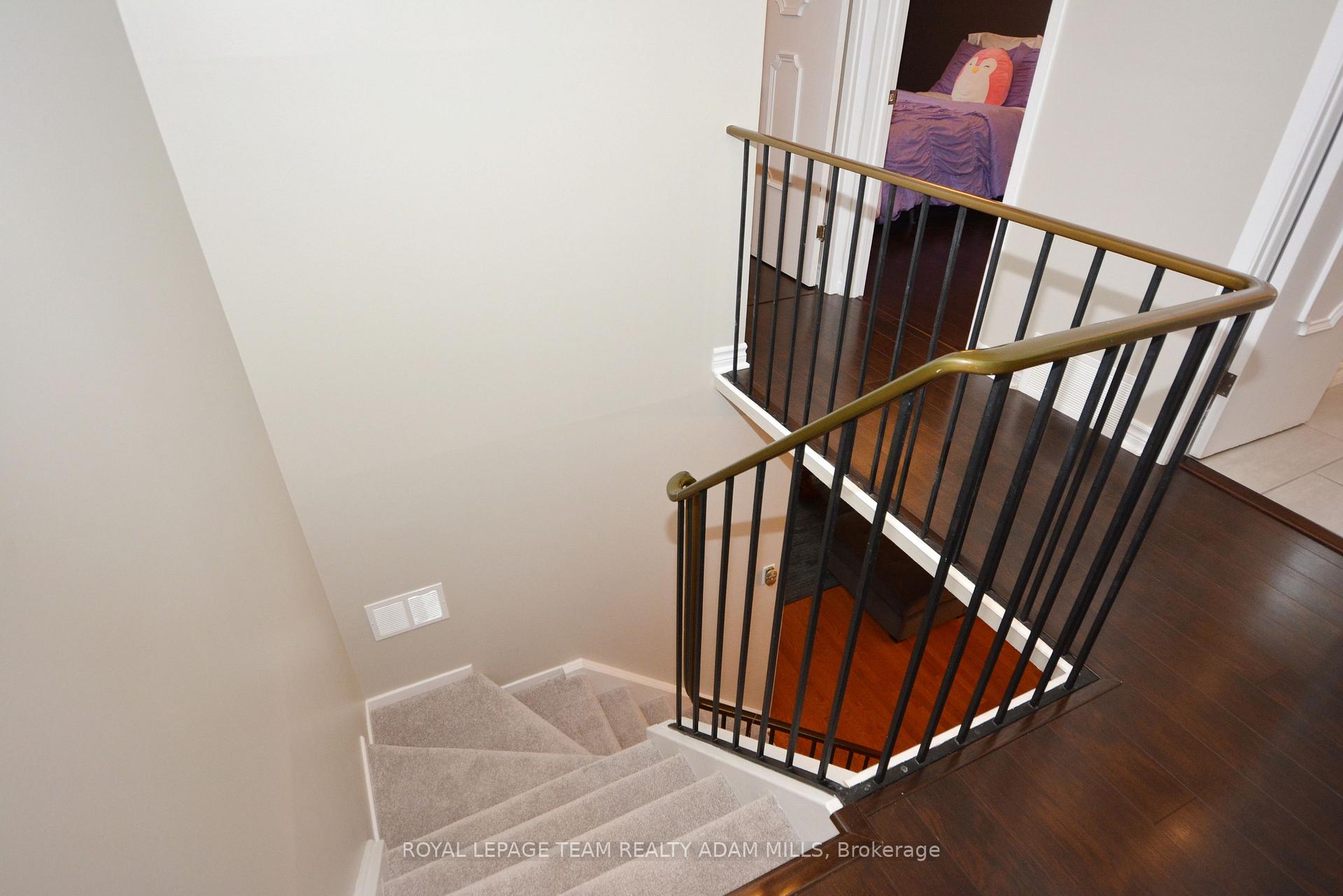 Photo 26 of 12 Aldgate Crescent, Ottawa, Barrhaven - Pheasant Run — HOMEH