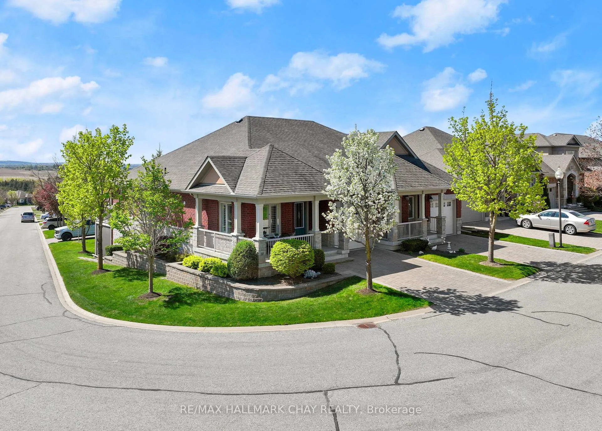 Photo 1 of 180 Ridge Way, New Tecumseth, Alliston — HOMEH