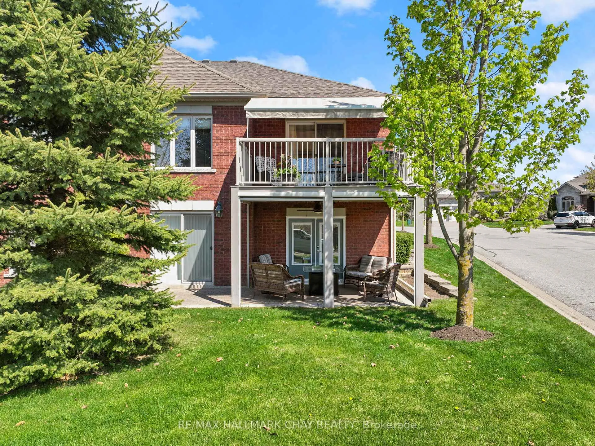 Photo 3 of 180 Ridge Way, New Tecumseth, Alliston — HOMEH