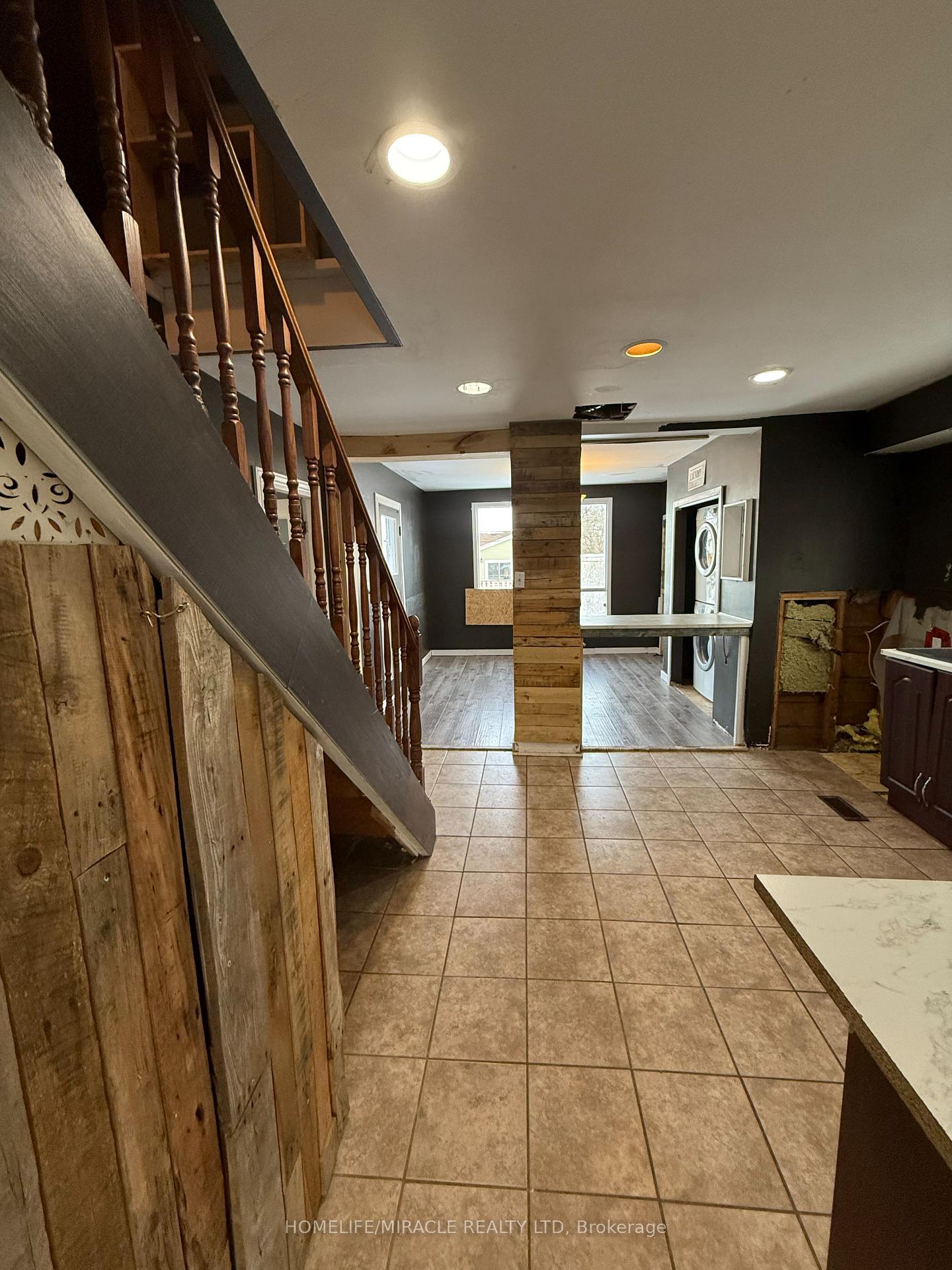 Photo 5 of 6 Beech Street, Ajax, Central — HOMEH