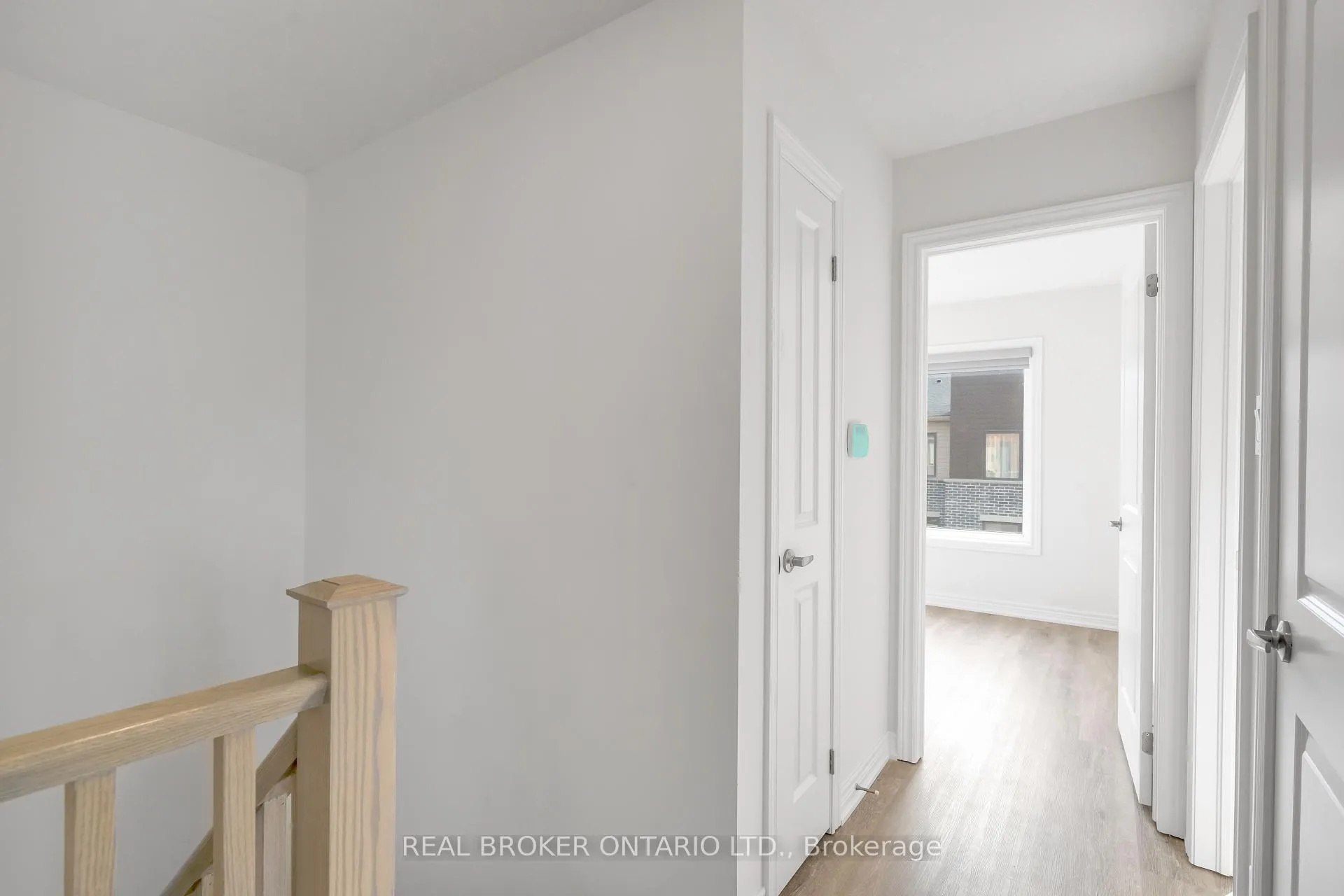 Photo 21 of 78 Dryden Lane, Hamilton, McQuesten — HOMEH