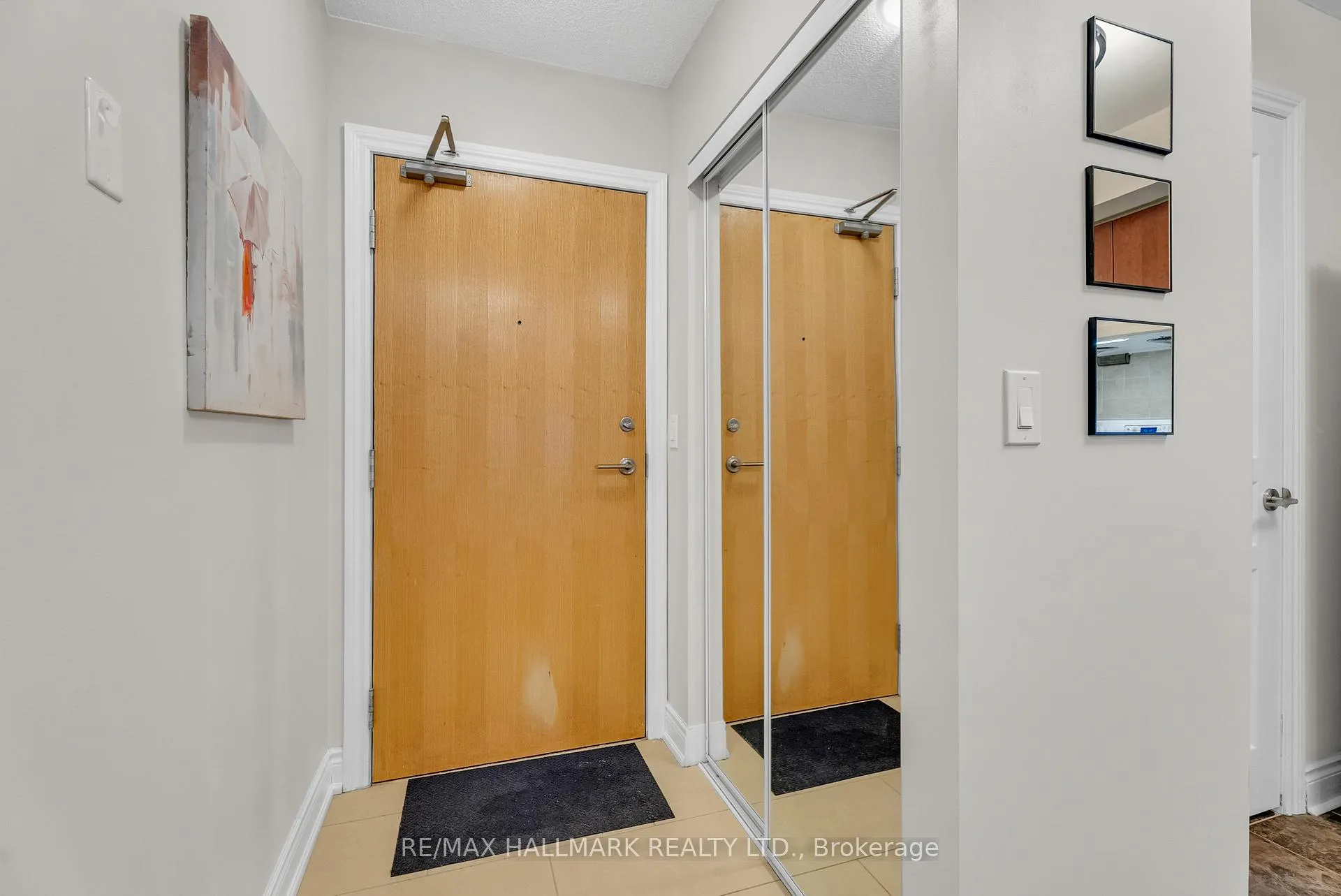 Photo 7 of Unit 703, 32 Clegg Road, Markham, Unionville — HOMEH