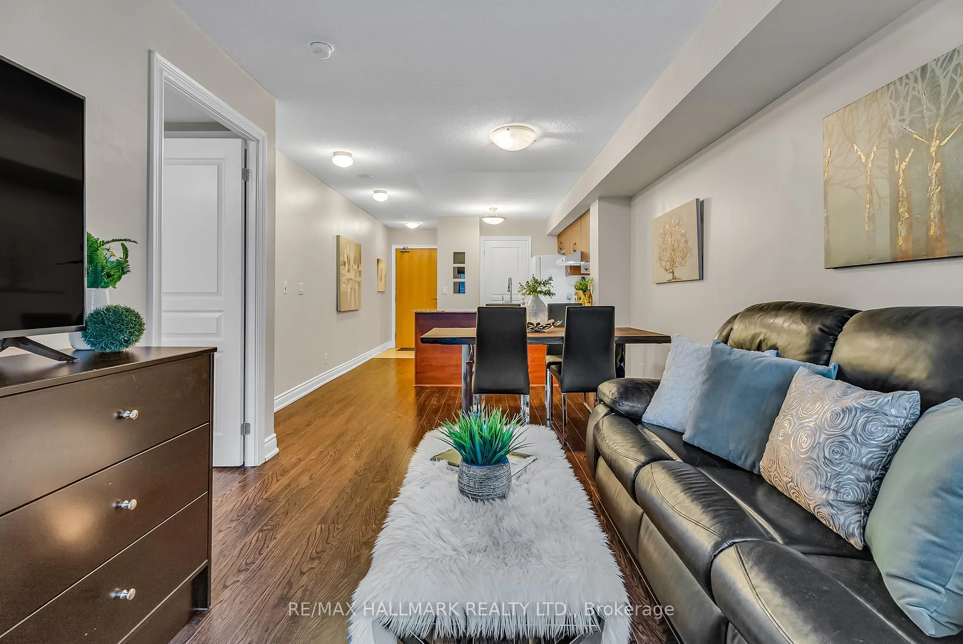 Photo 11 of Unit 703, 32 Clegg Road, Markham, Unionville — HOMEH