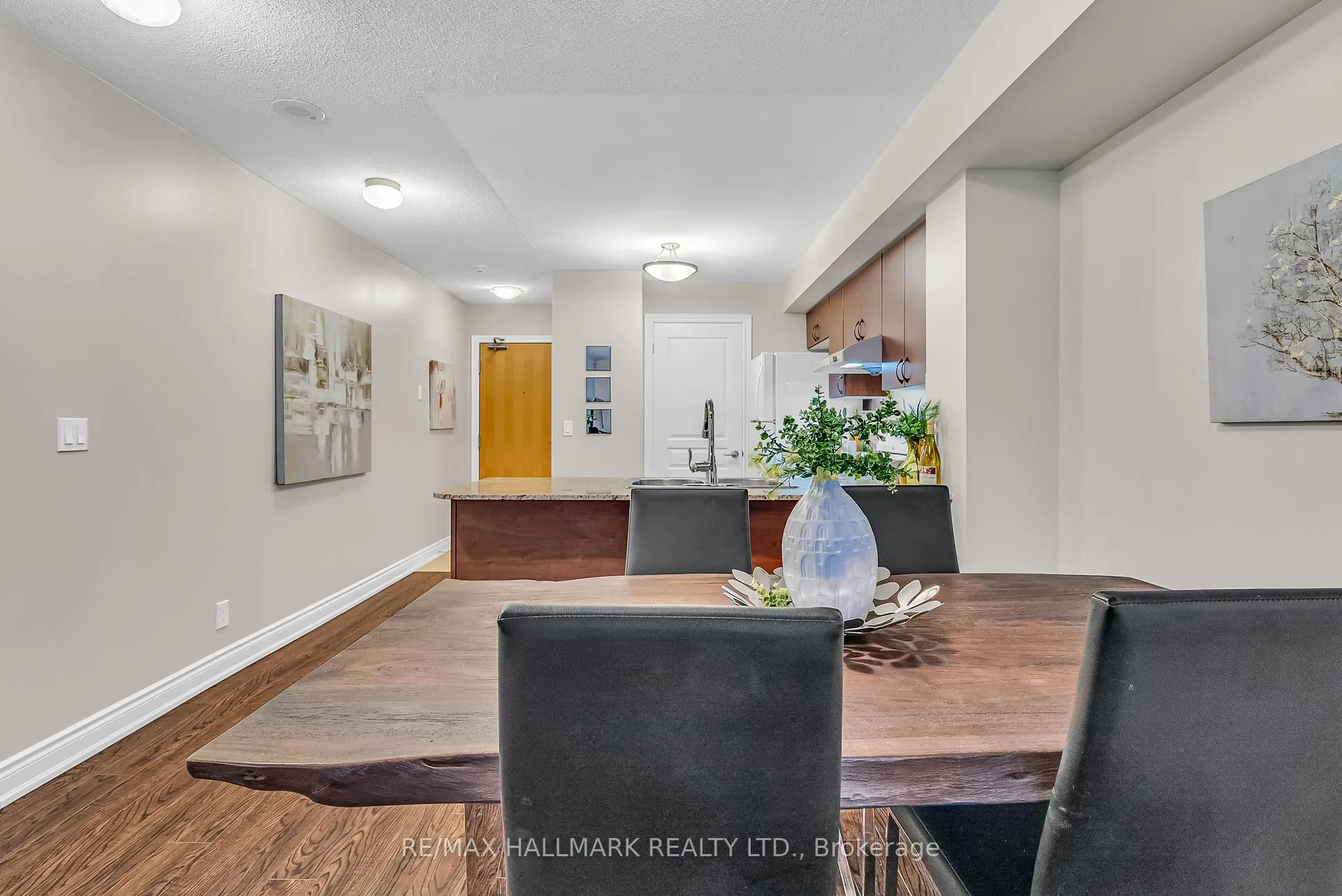 Photo 15 of Unit 703, 32 Clegg Road, Markham, Unionville — HOMEH