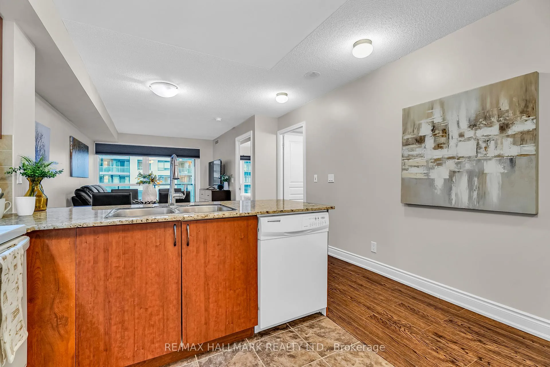 Photo 22 of Unit 703, 32 Clegg Road, Markham, Unionville — HOMEH