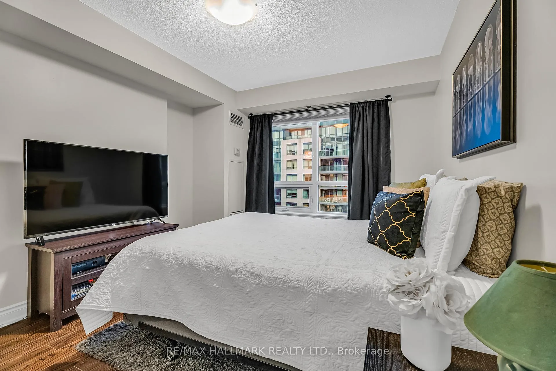 Photo 25 of Unit 703, 32 Clegg Road, Markham, Unionville — HOMEH