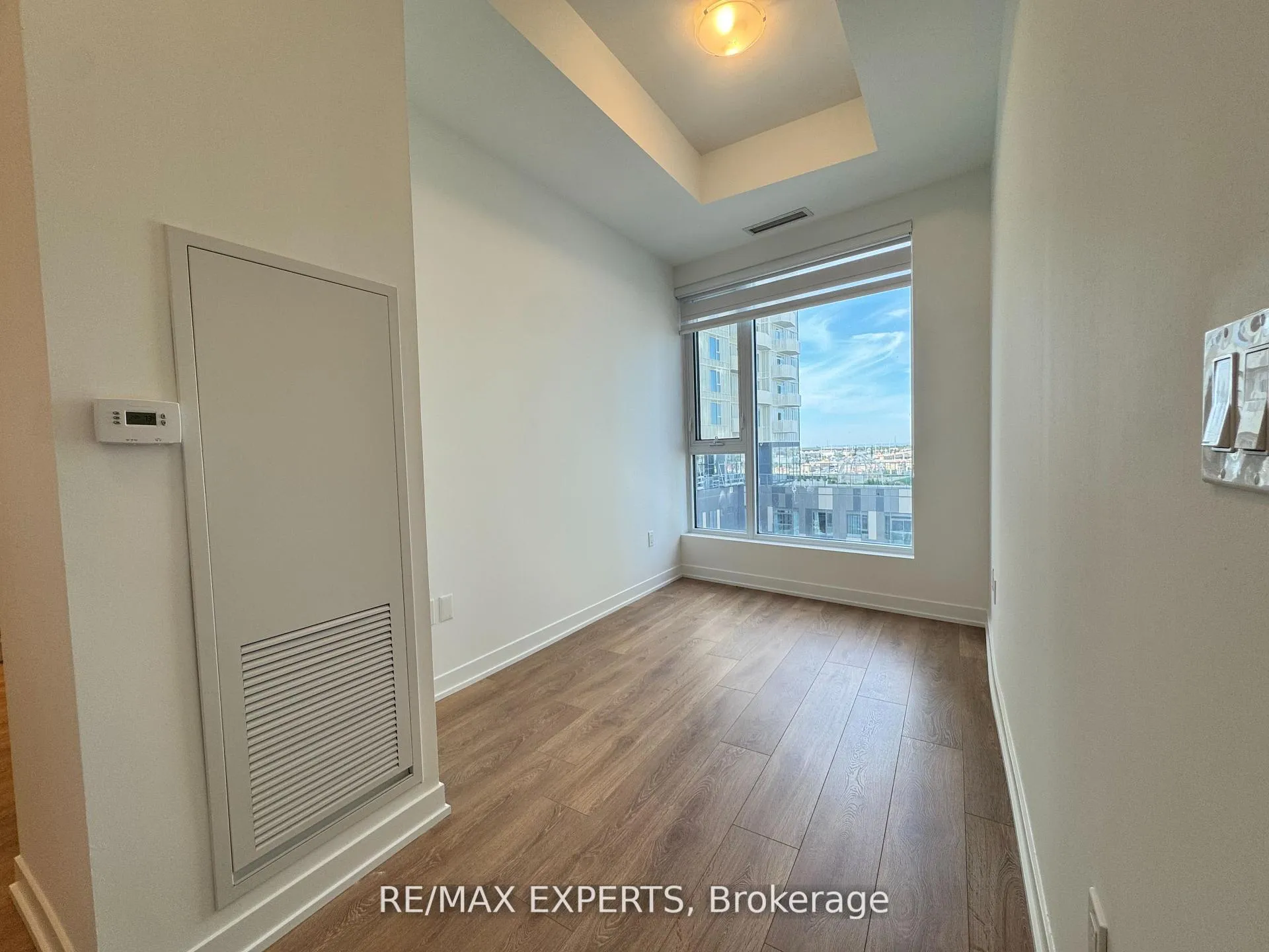 Photo 11 of Unit 605, 474 Caldari Road, Vaughan, Concord — HOMEH