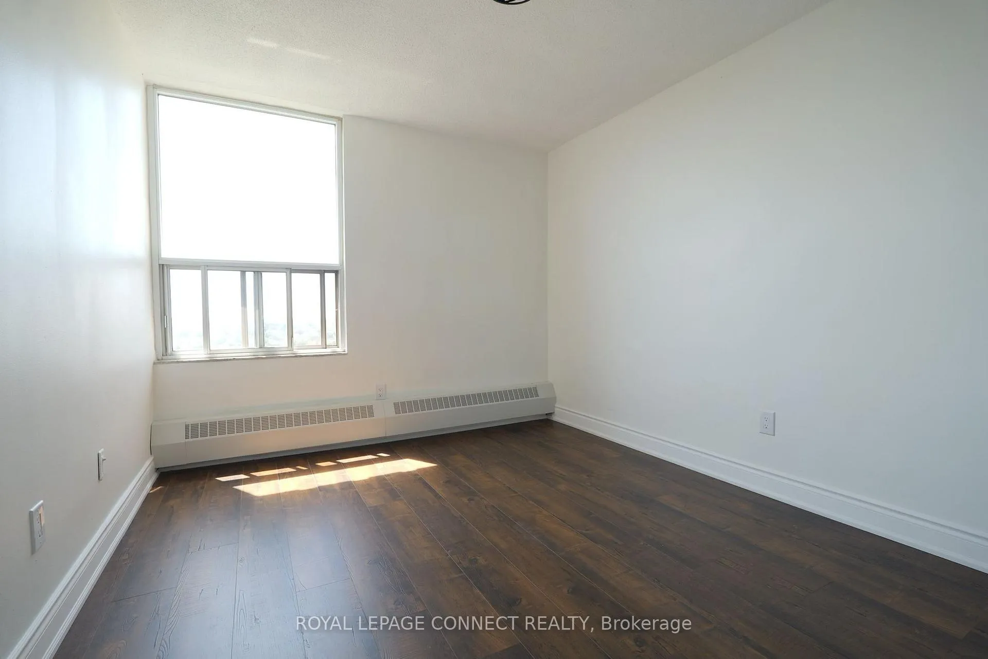 Photo 24 of Unit PH 5, 60 Pavane Linkway, Toronto, Flemingdon Park — HOMEH