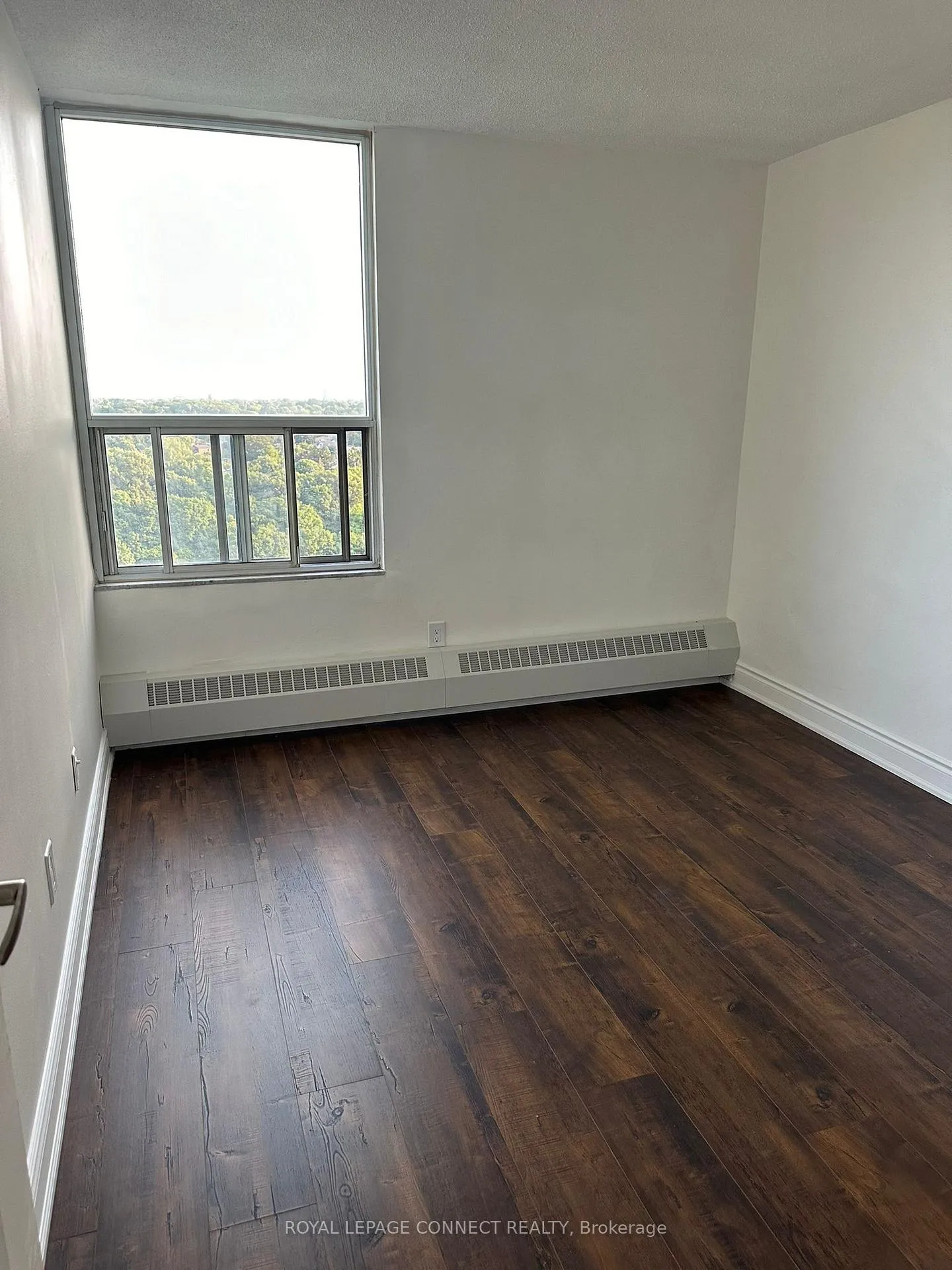 Photo 27 of Unit PH 5, 60 Pavane Linkway, Toronto, Flemingdon Park — HOMEH
