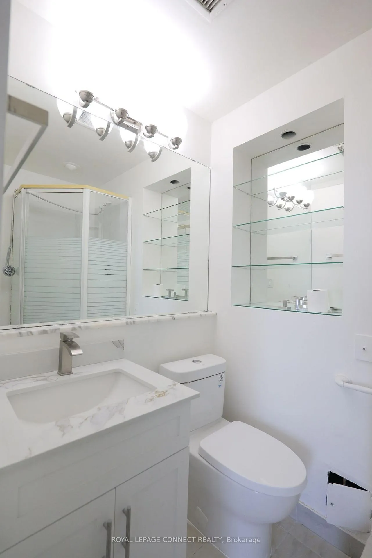 Photo 30 of Unit PH 5, 60 Pavane Linkway, Toronto, Flemingdon Park — HOMEH