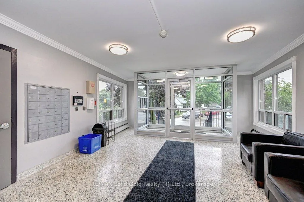 Photo 2 of Unit 306, 283 Fairway Road N, Kitchener — HOMEH