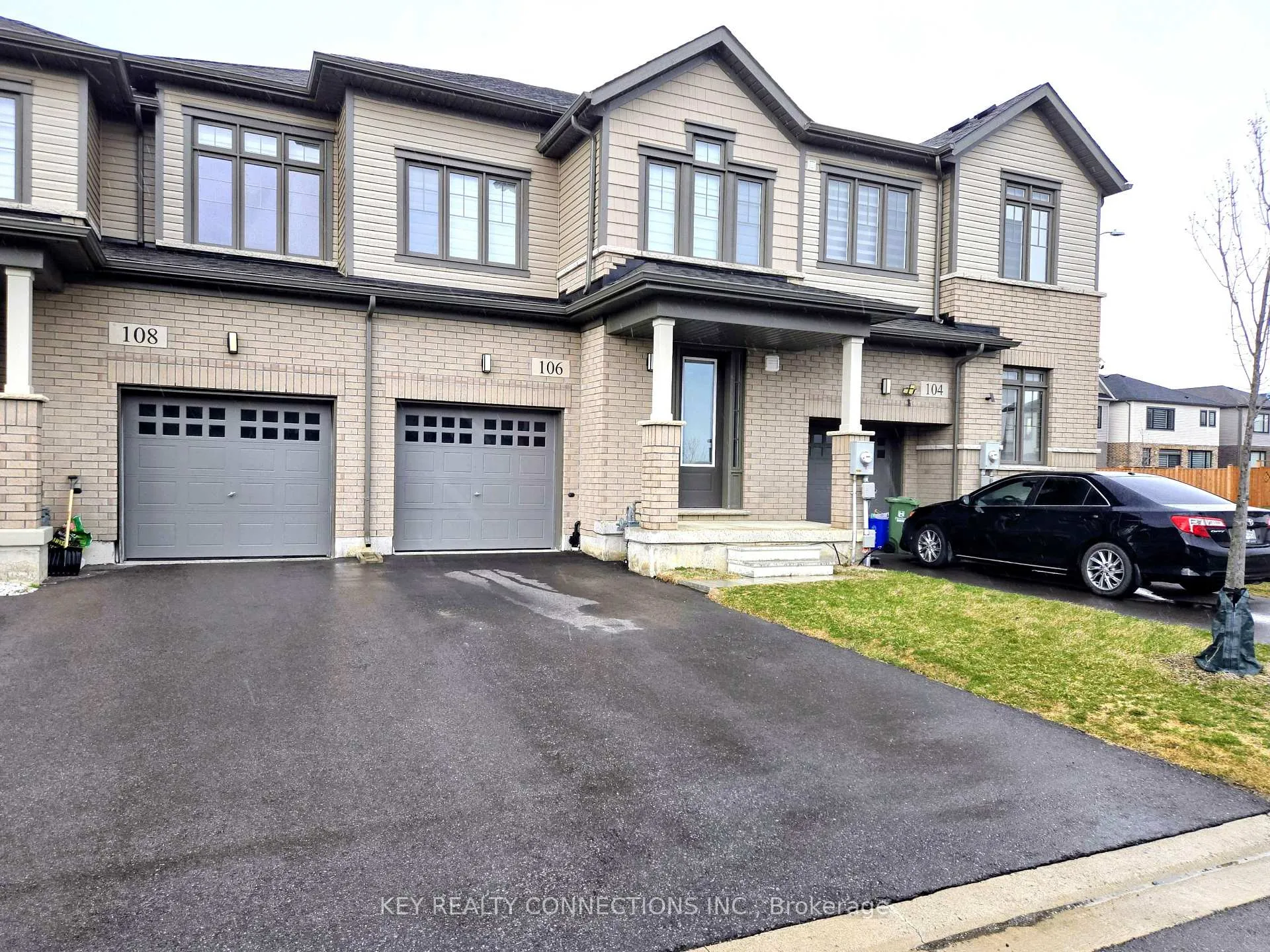 Photo 1 of 106 Yale Drive, Hamilton, Mount Hope — HOMEH