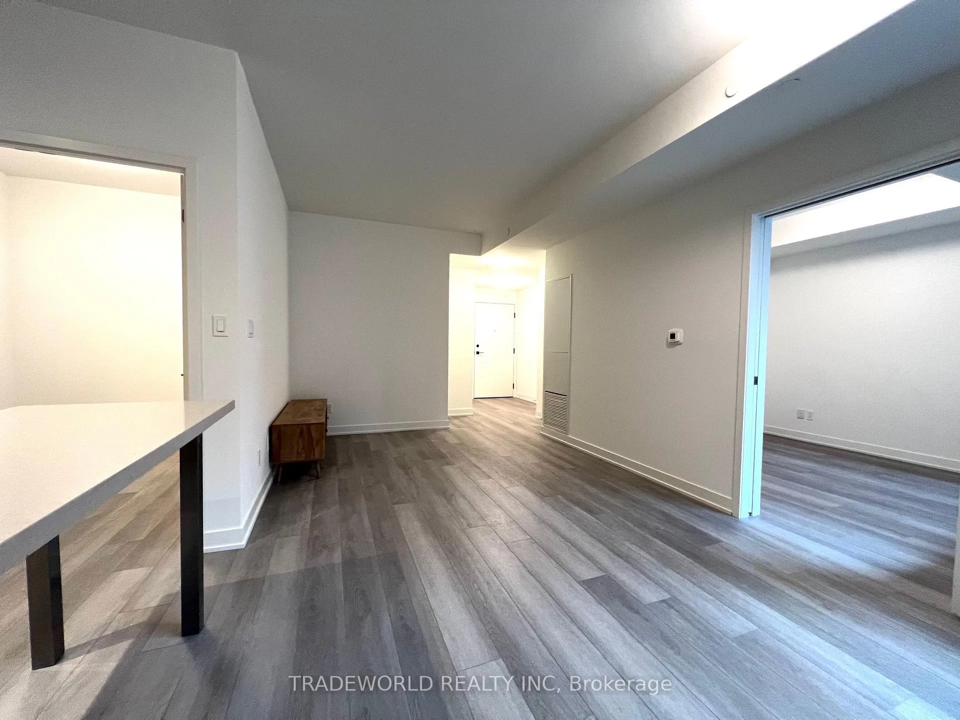 Photo 5 of Unit 321, 38 Simcoe Promenade, Markham, Unionville — HOMEH