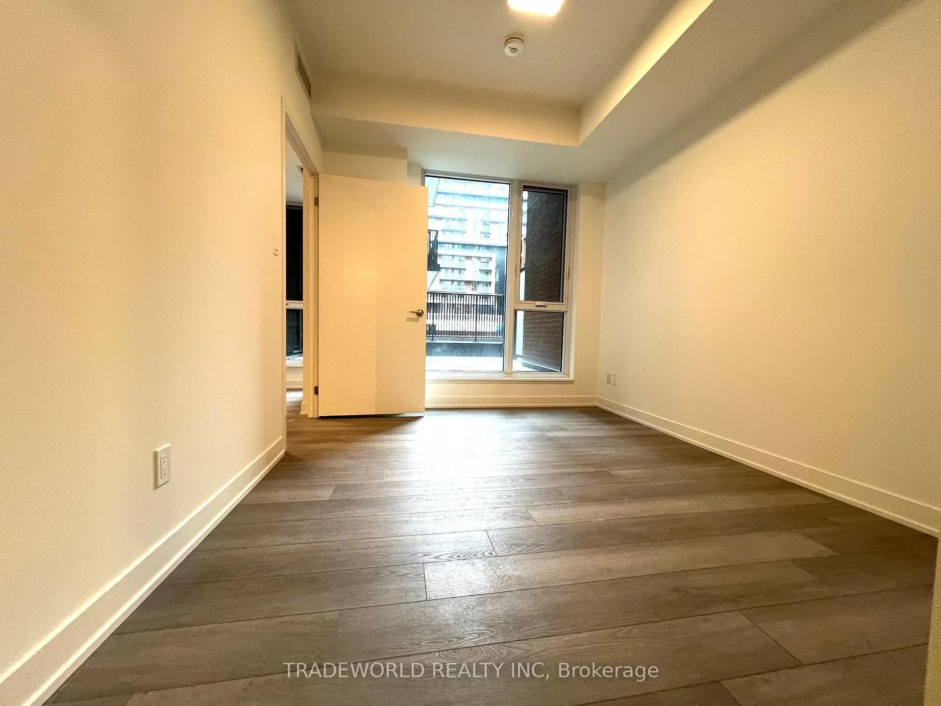 Photo 9 of Unit 321, 38 Simcoe Promenade, Markham, Unionville — HOMEH