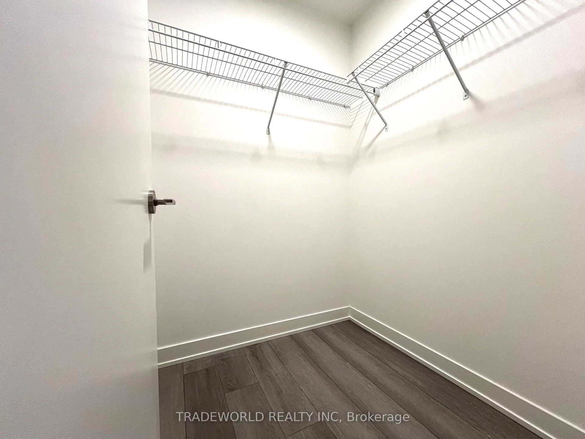 Photo 10 of Unit 321, 38 Simcoe Promenade, Markham, Unionville — HOMEH
