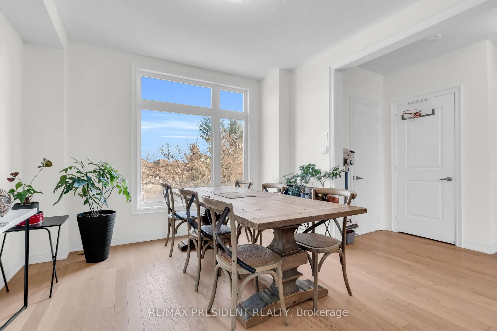 Photo 19 of 40 Queenpost Drive, Brampton, Credit Valley — HOMEH