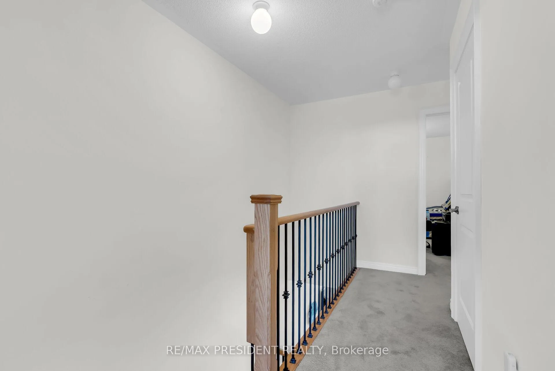 Photo 25 of 40 Queenpost Drive, Brampton, Credit Valley — HOMEH