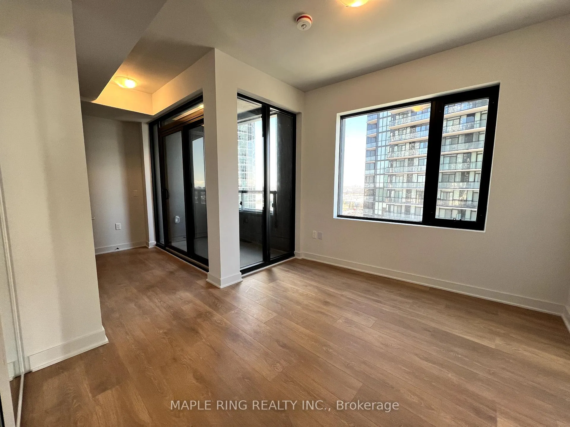 Photo 8 of Unit 1107, 2920 Highway 7 Road, Vaughan, Concord — HOMEH