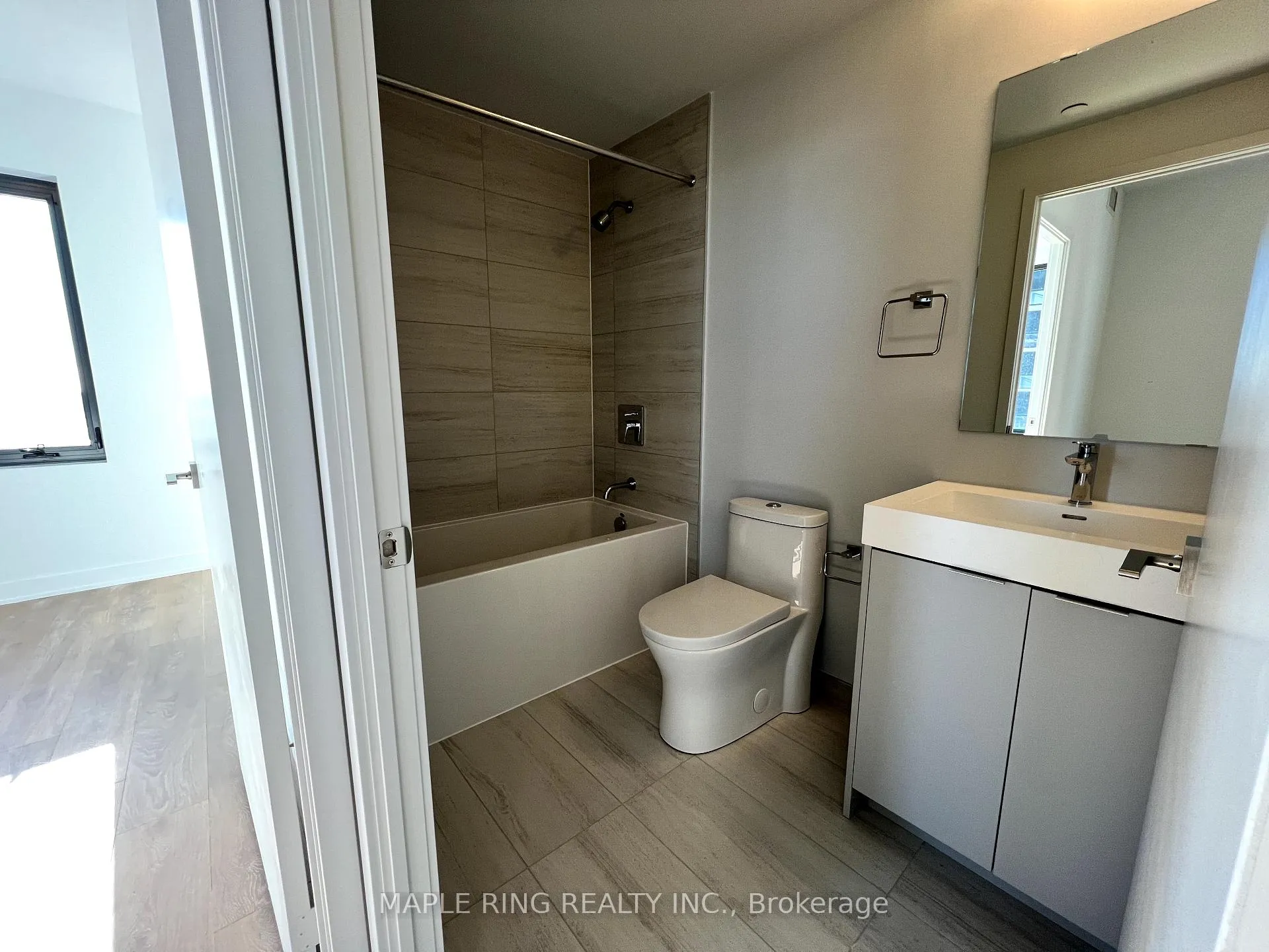 Photo 9 of Unit 1107, 2920 Highway 7 Road, Vaughan, Concord — HOMEH