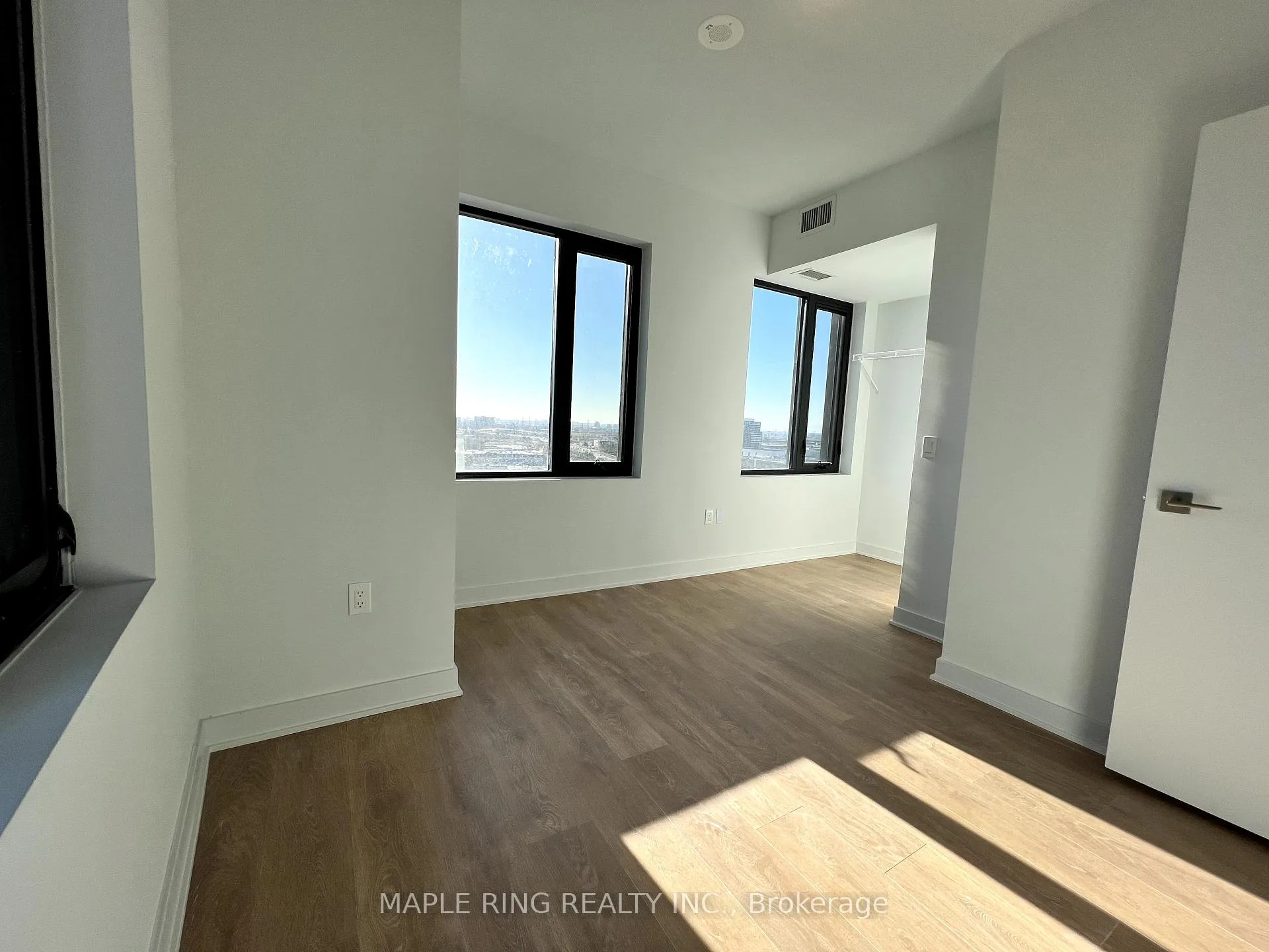 Photo 10 of Unit 1107, 2920 Highway 7 Road, Vaughan, Concord — HOMEH