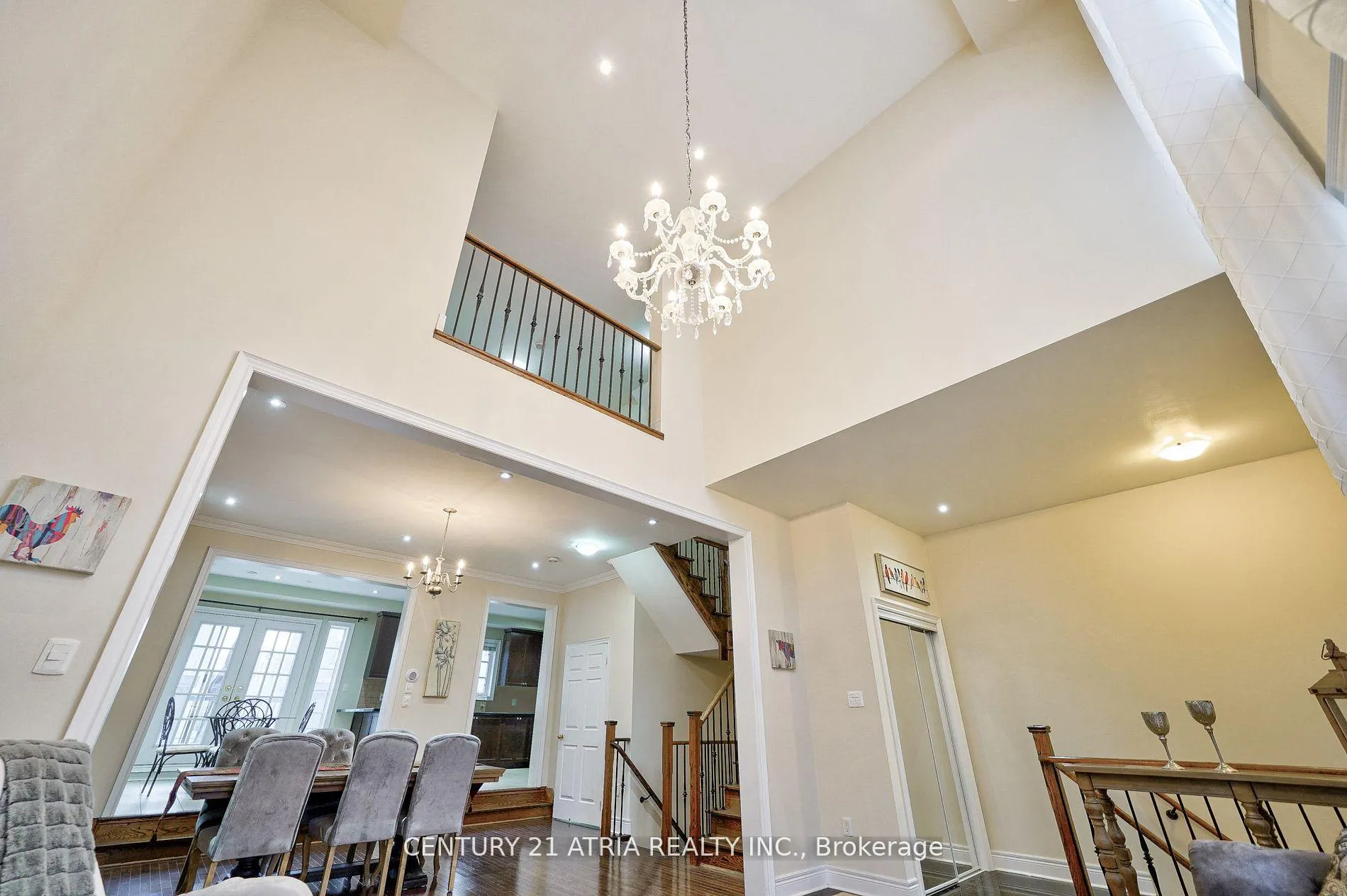Photo 7 of 28 Lord Durham Road, Markham, Unionville — HOMEH