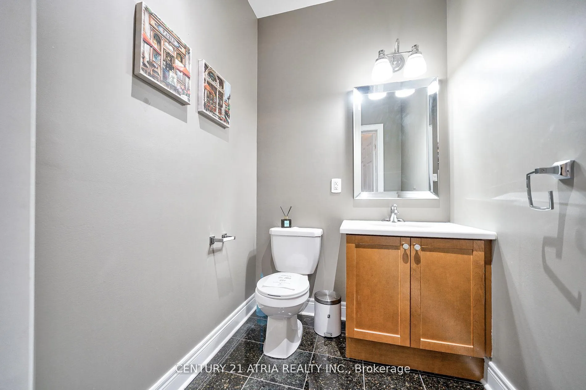 Photo 8 of 28 Lord Durham Road, Markham, Unionville — HOMEH
