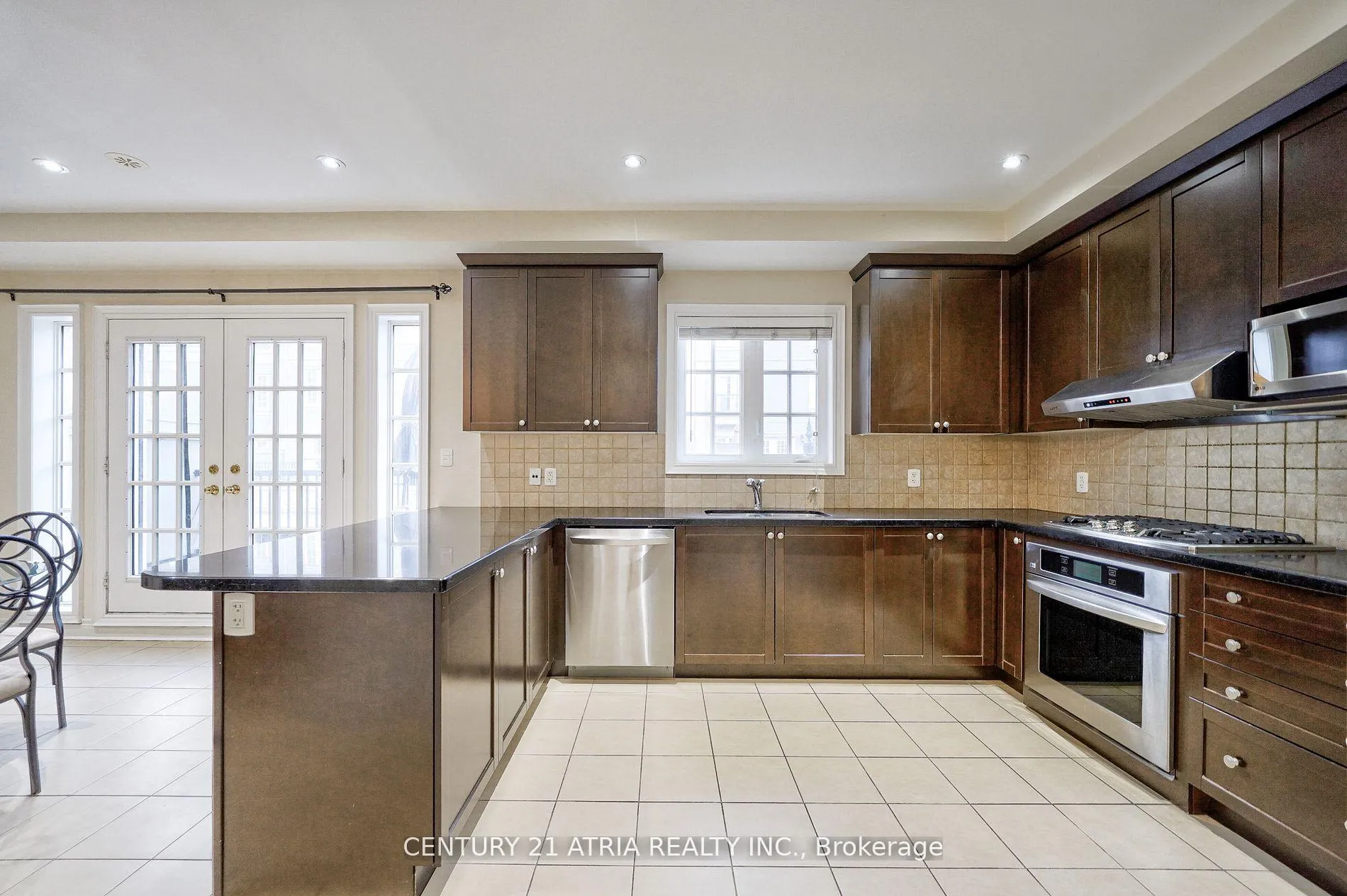 Photo 13 of 28 Lord Durham Road, Markham, Unionville — HOMEH
