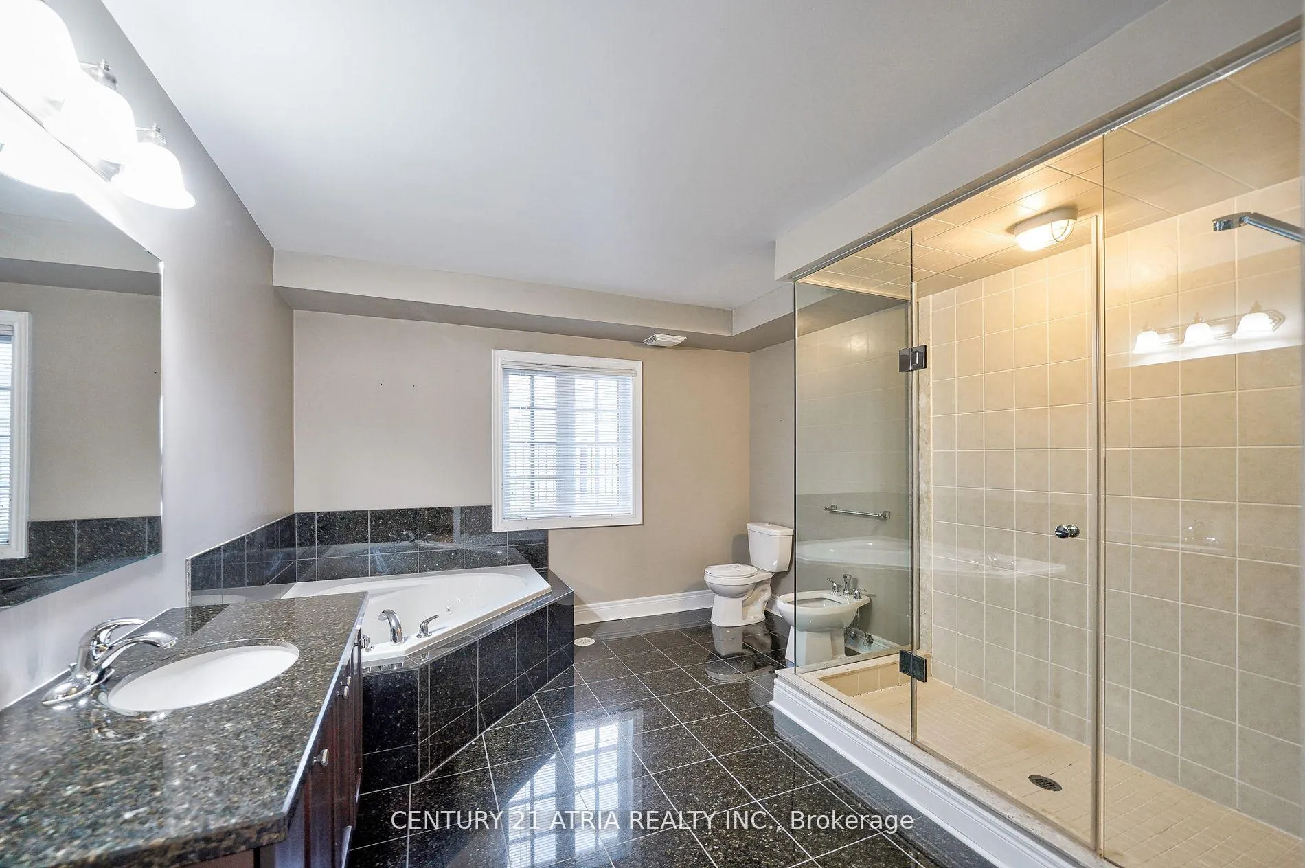 Photo 29 of 28 Lord Durham Road, Markham, Unionville — HOMEH