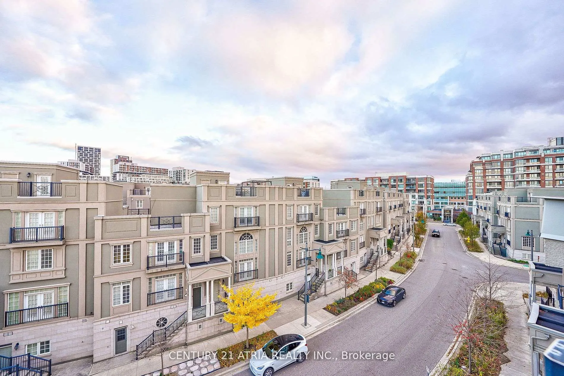 Photo 35 of 28 Lord Durham Road, Markham, Unionville — HOMEH