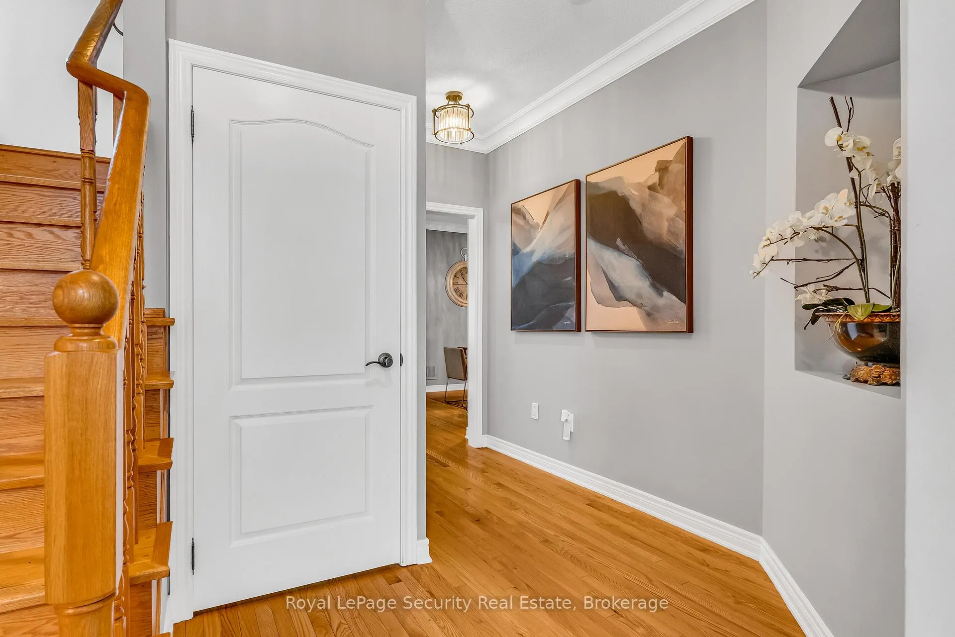 Photo 5 of 40 Summit Drive, Vaughan, Vellore Village — HOMEH