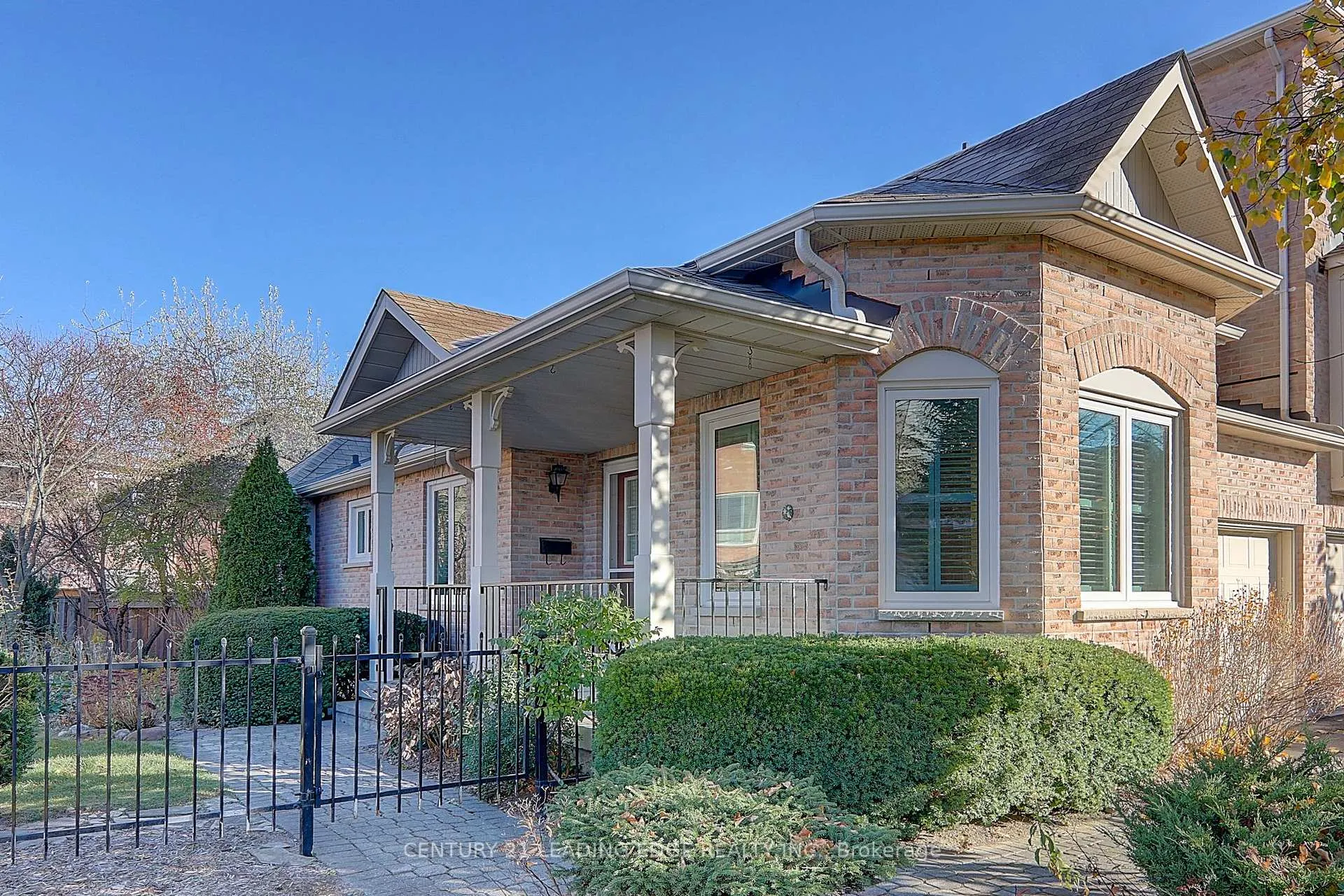 Photo 1 of 66 Rougehaven Way, Markham, Vinegar Hill — HOMEH
