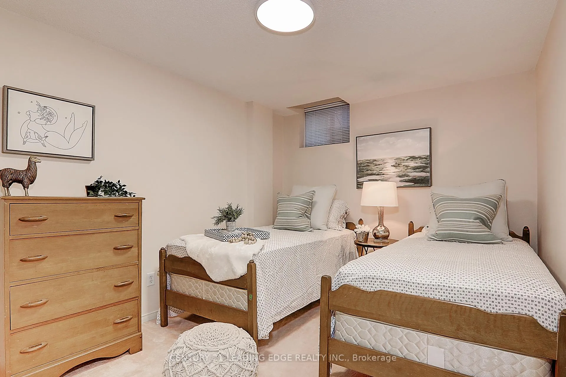 Photo 23 of 66 Rougehaven Way, Markham, Vinegar Hill — HOMEH