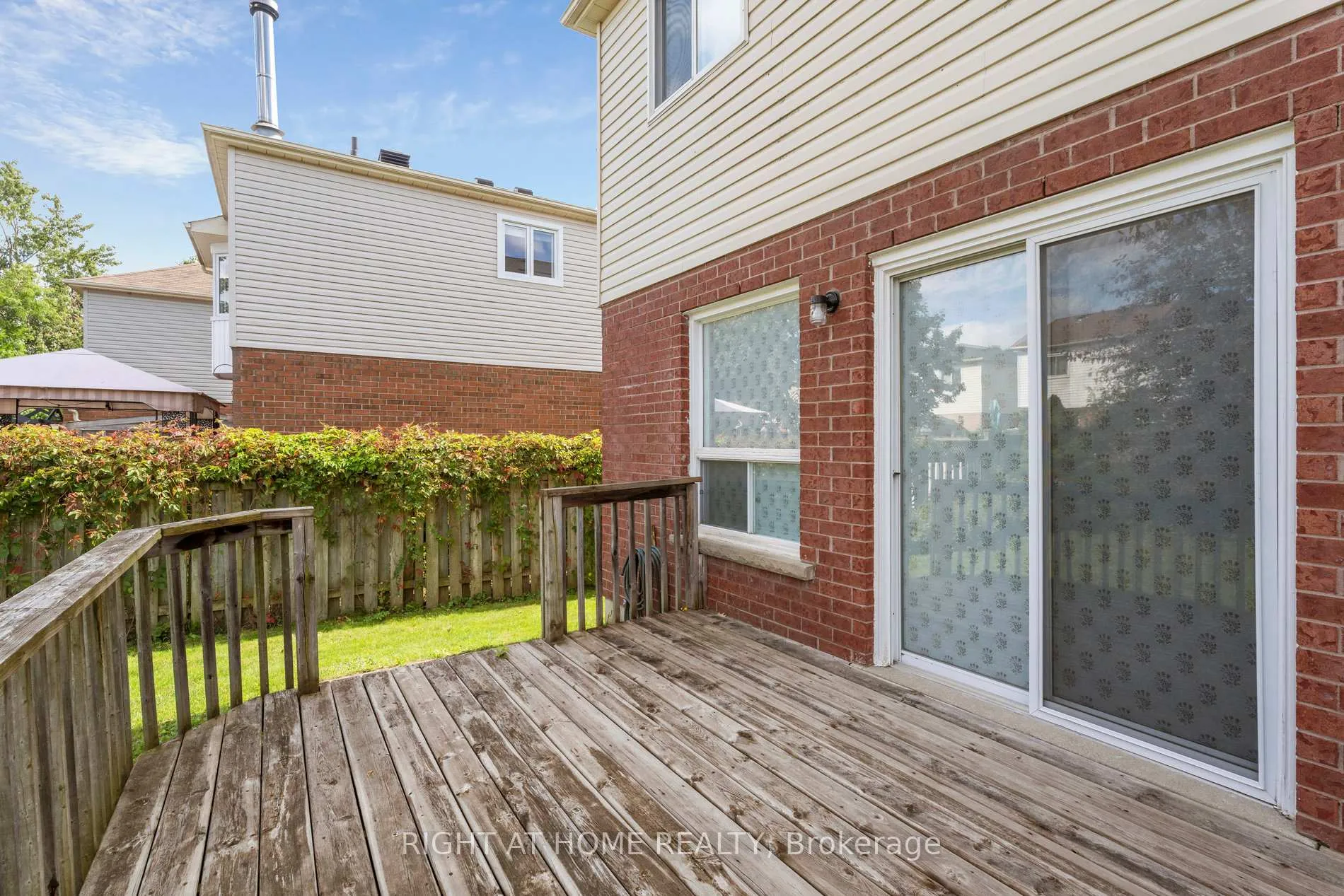 Photo 21 of 115 Laidlaw Drive, Barrie, West Bayfield — HOMEH