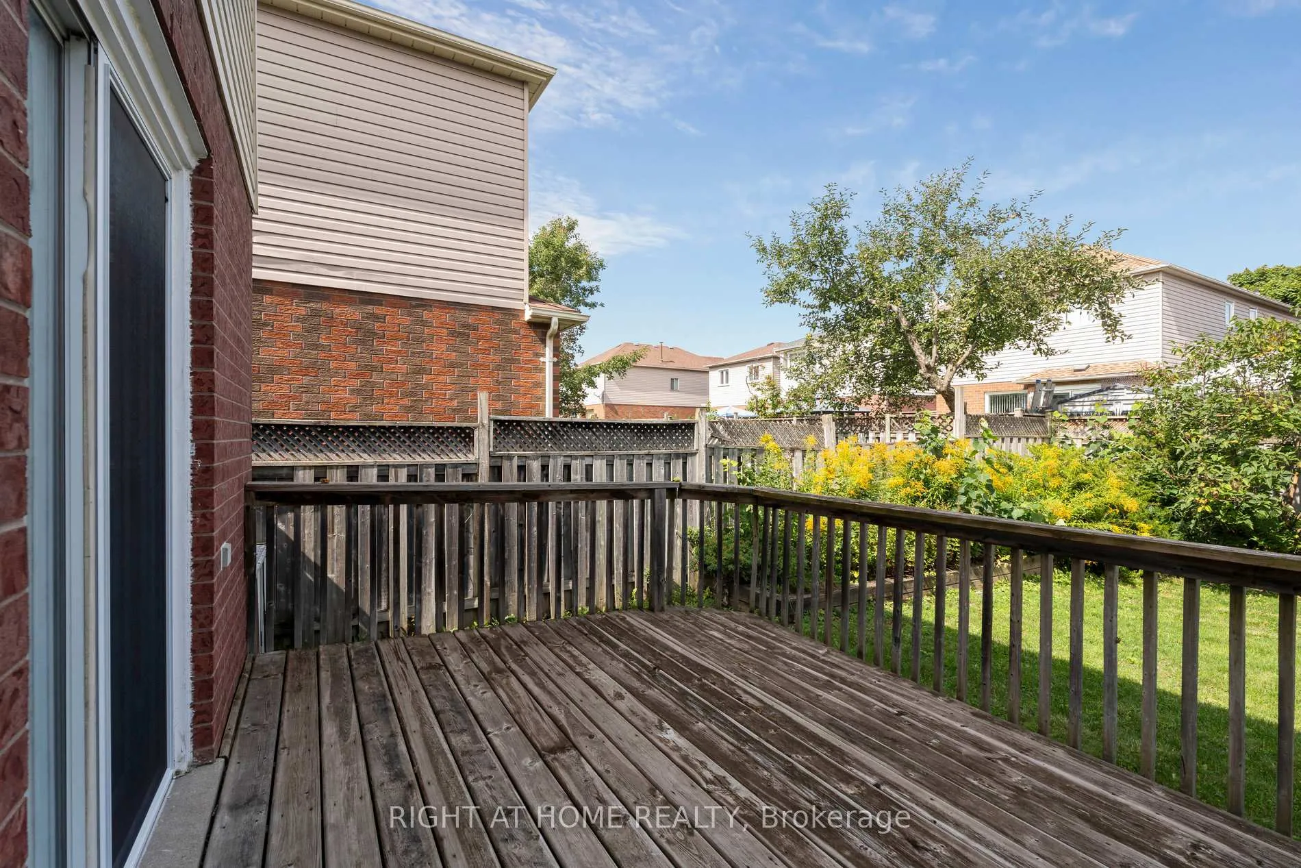 Photo 22 of 115 Laidlaw Drive, Barrie, West Bayfield — HOMEH