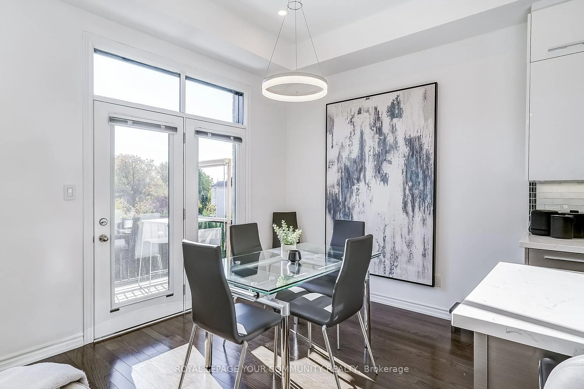 Photo 7 of 138 Golden Trail, Vaughan, Patterson — HOMEH