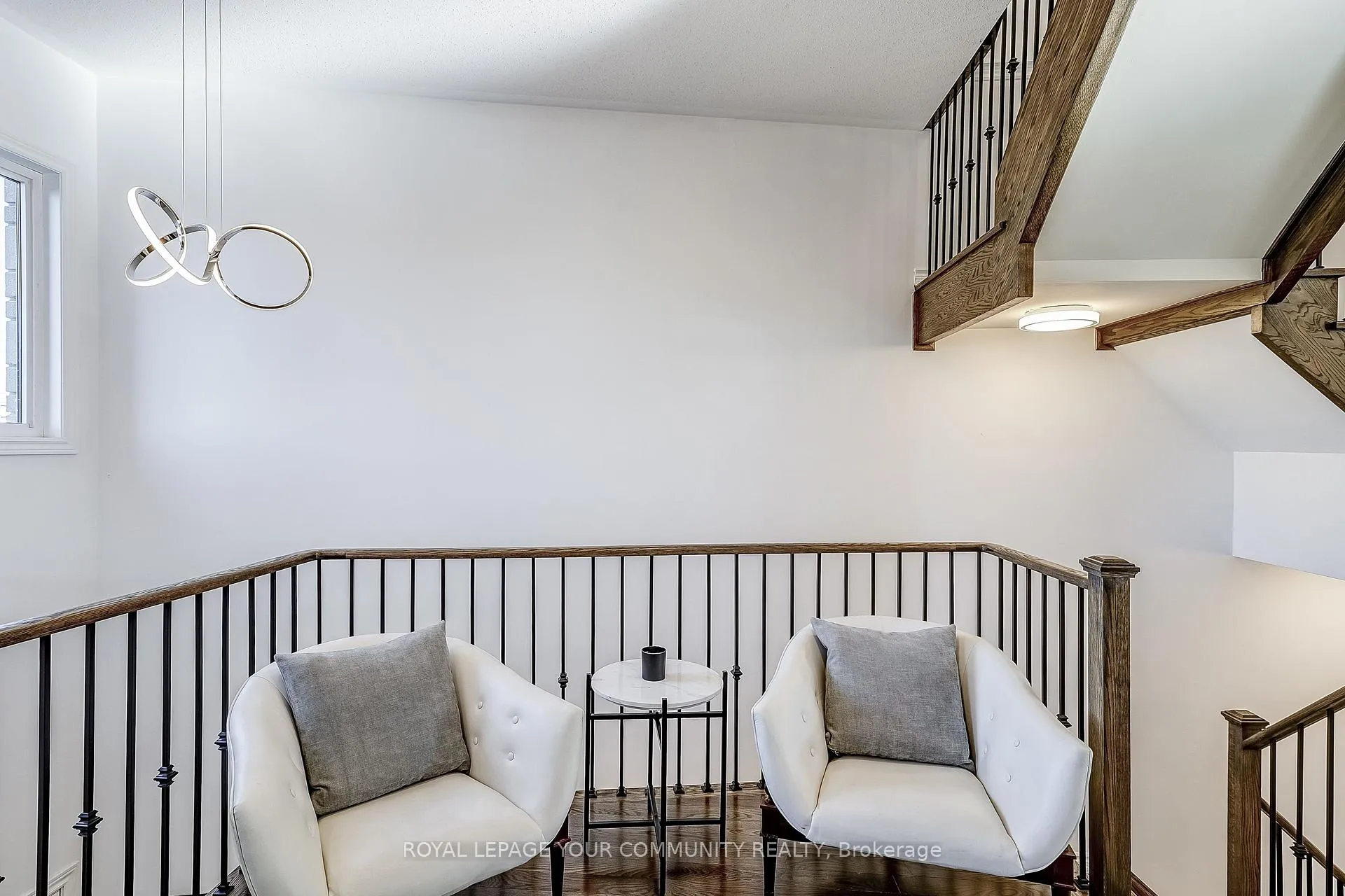 Photo 15 of 138 Golden Trail, Vaughan, Patterson — HOMEH