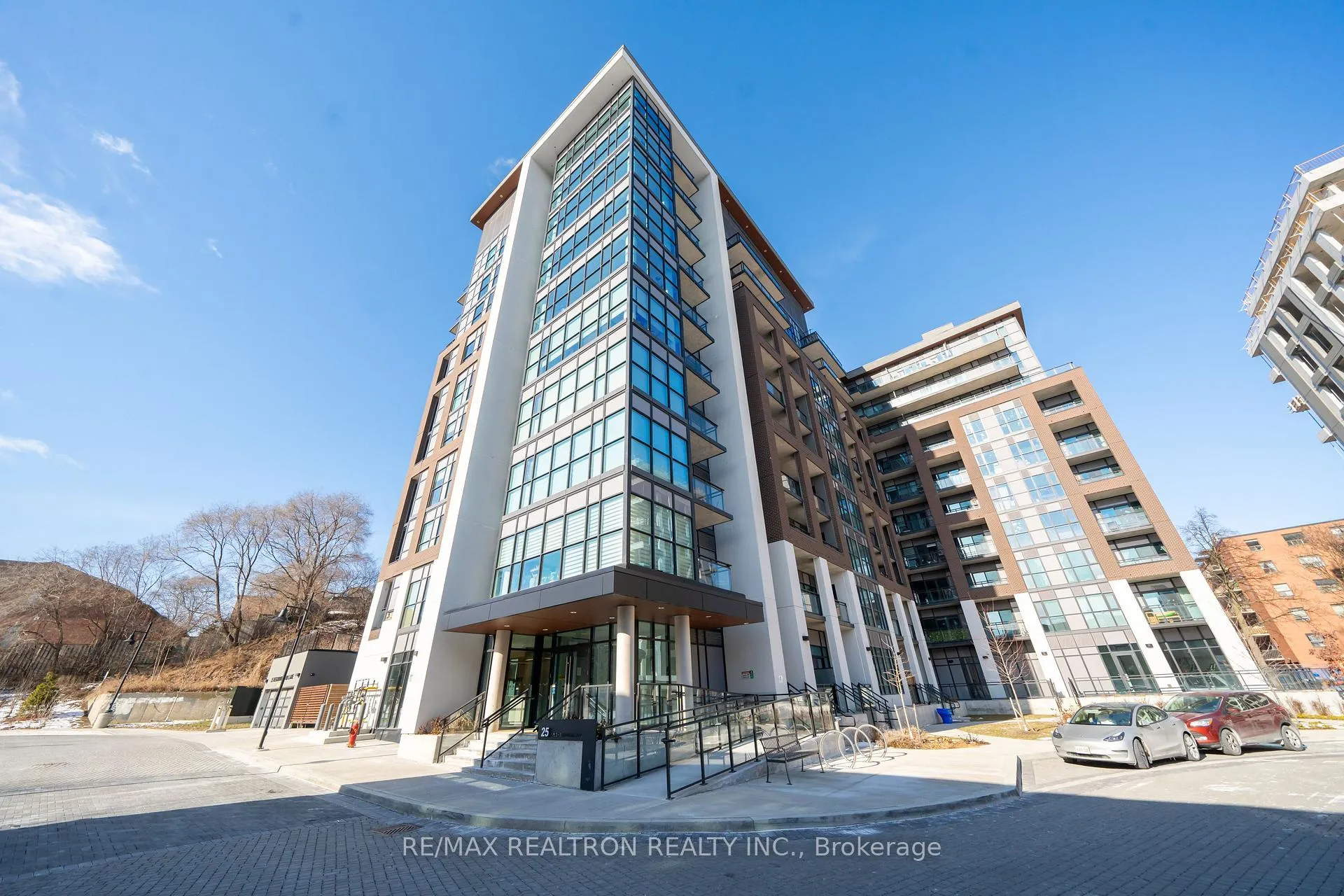 Front of Unit 1002, 25 Neighbourhood Lane