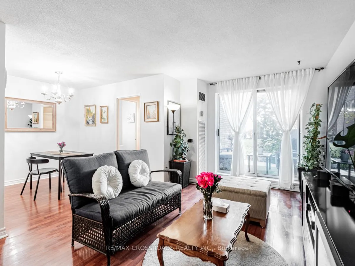 Photo 5 of Unit 119, 16 Elgin Street, Markham, Thornhill — HOMEH