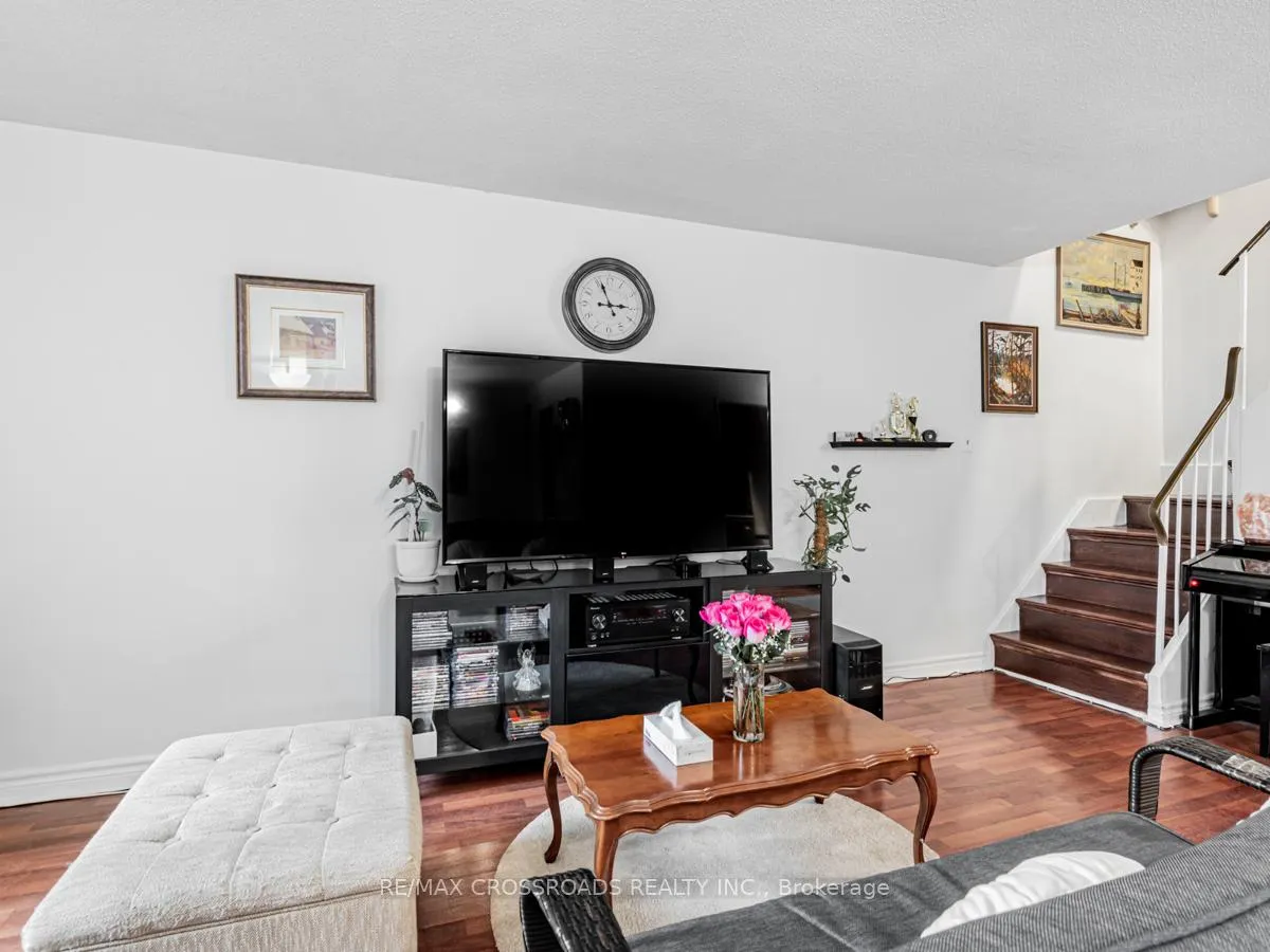 Photo 6 of Unit 119, 16 Elgin Street, Markham, Thornhill — HOMEH