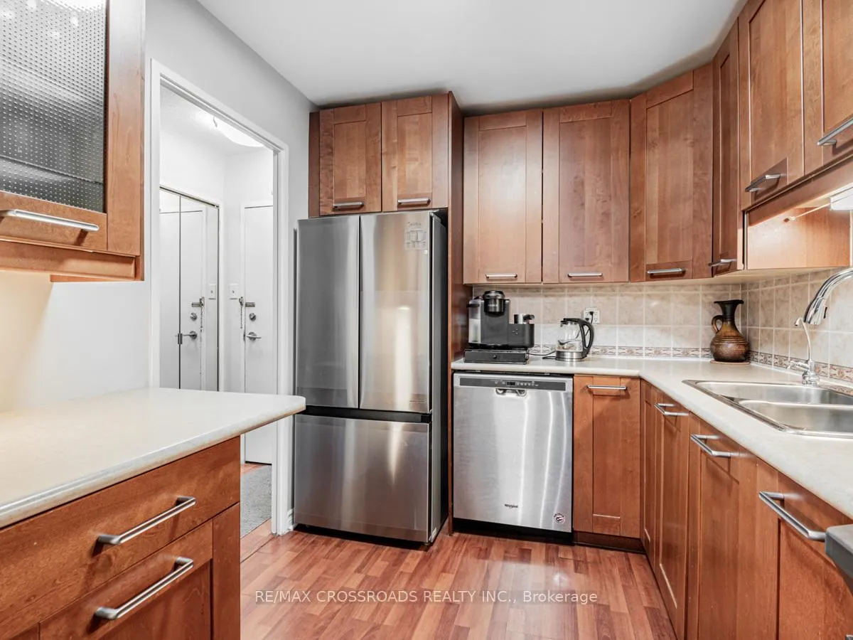 Photo 11 of Unit 119, 16 Elgin Street, Markham, Thornhill — HOMEH